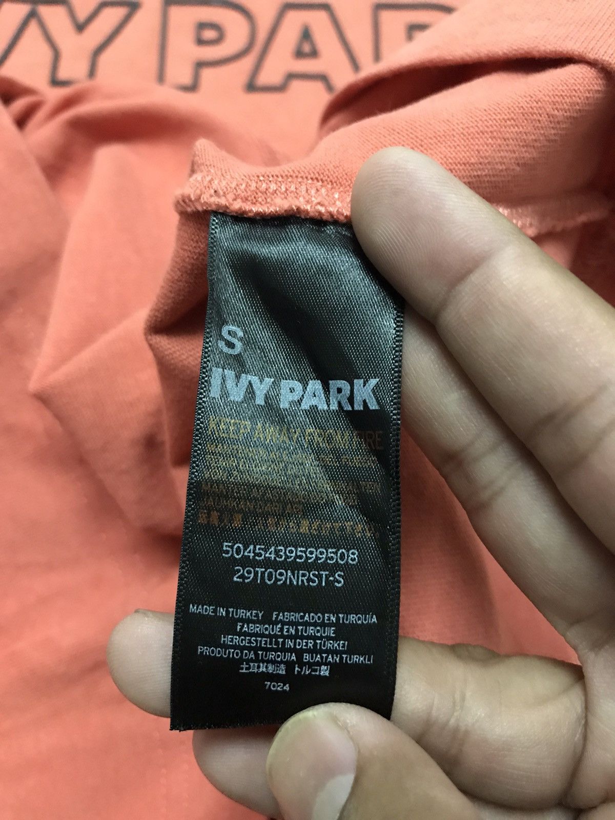 Beyonce × Designer DELETE TODAY!!! IVY PARK Size US M / EU 48-50 / 2 - 6 Thumbnail