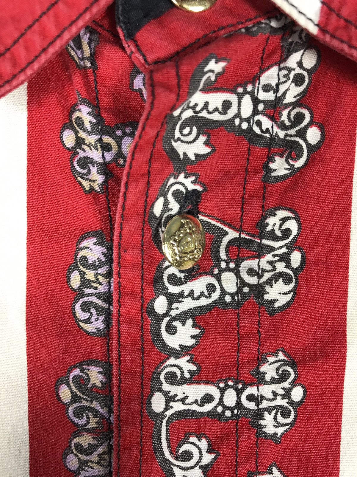 Versace vintage versace x sex pistols x the beatles all over print Size US M / EU 48-50 / 2 - 7 Thumbnail