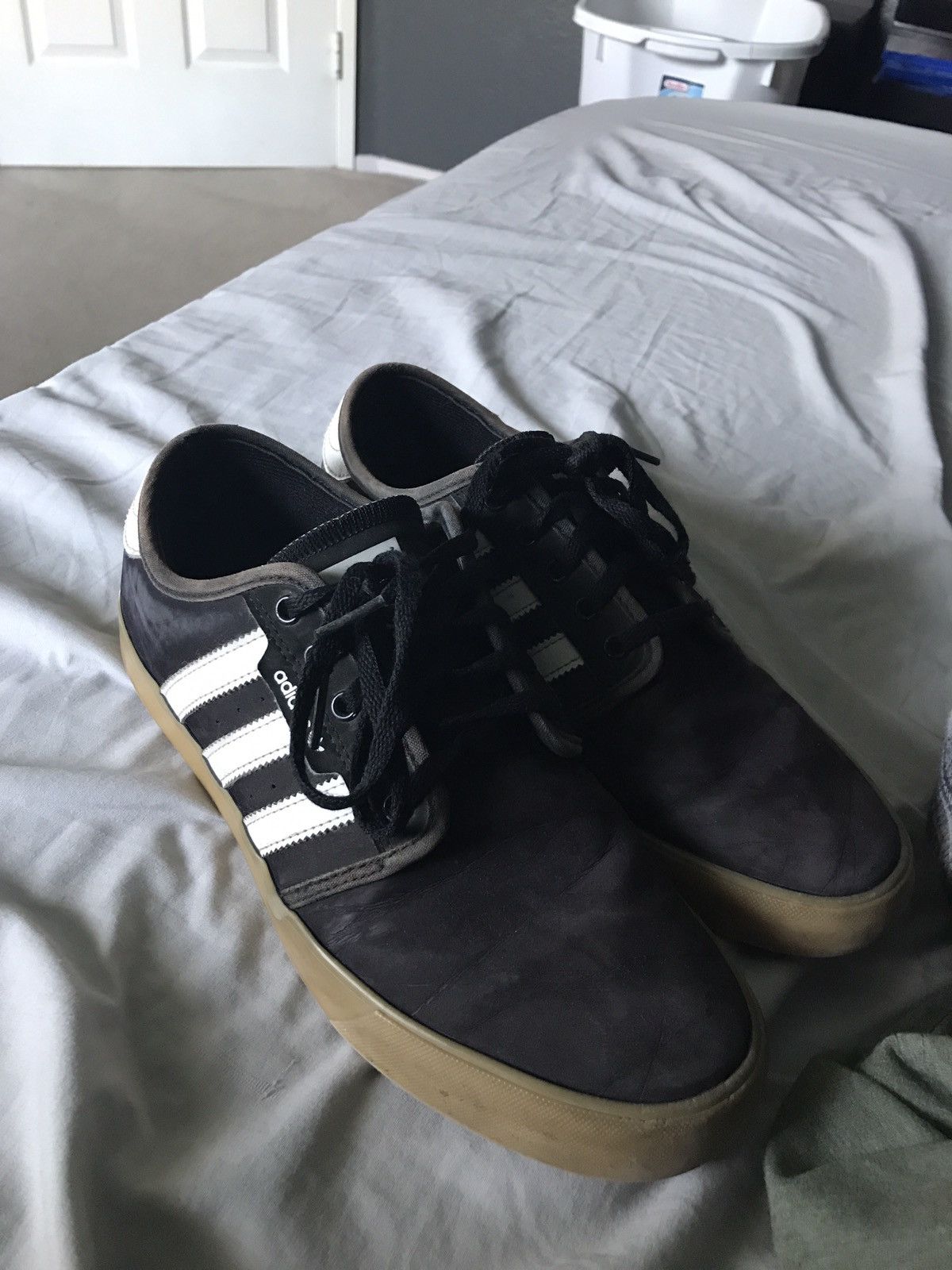 Adidas seeley premiere black deals