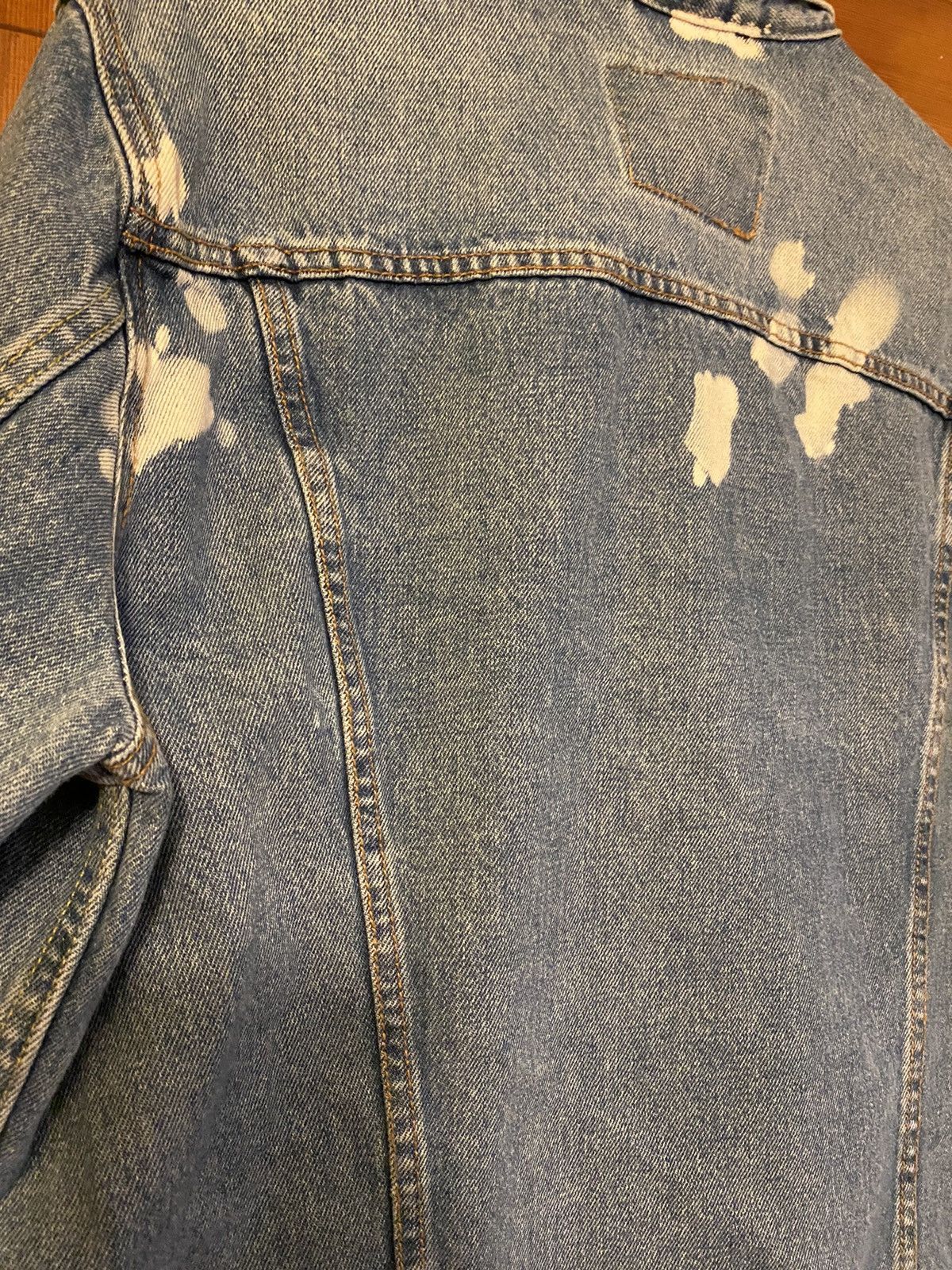 Levi's *RARE* Levi’s Bleached/Painted Denim Trucker Size L Size US L / EU 52-54 / 3 - 4 Thumbnail