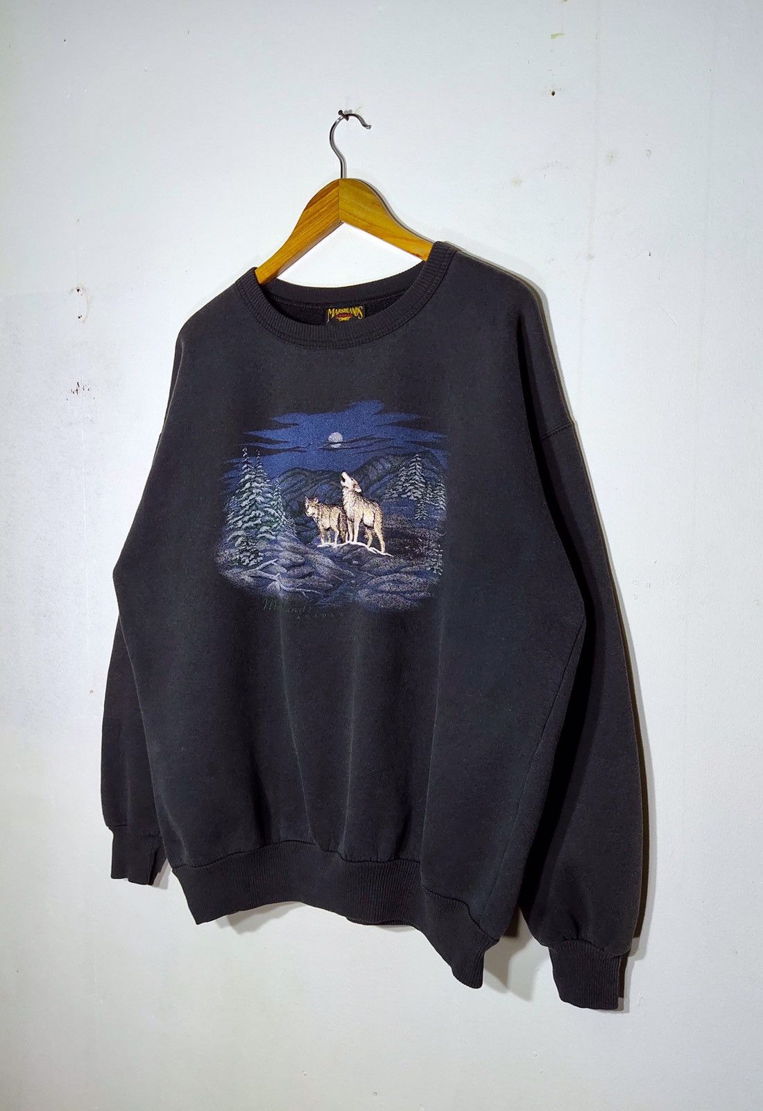 Vintage Vintage Marshland Canada Sweatshirt Wolf Logo Embroidery Size US XL / EU 56 / 4 - 3 Thumbnail