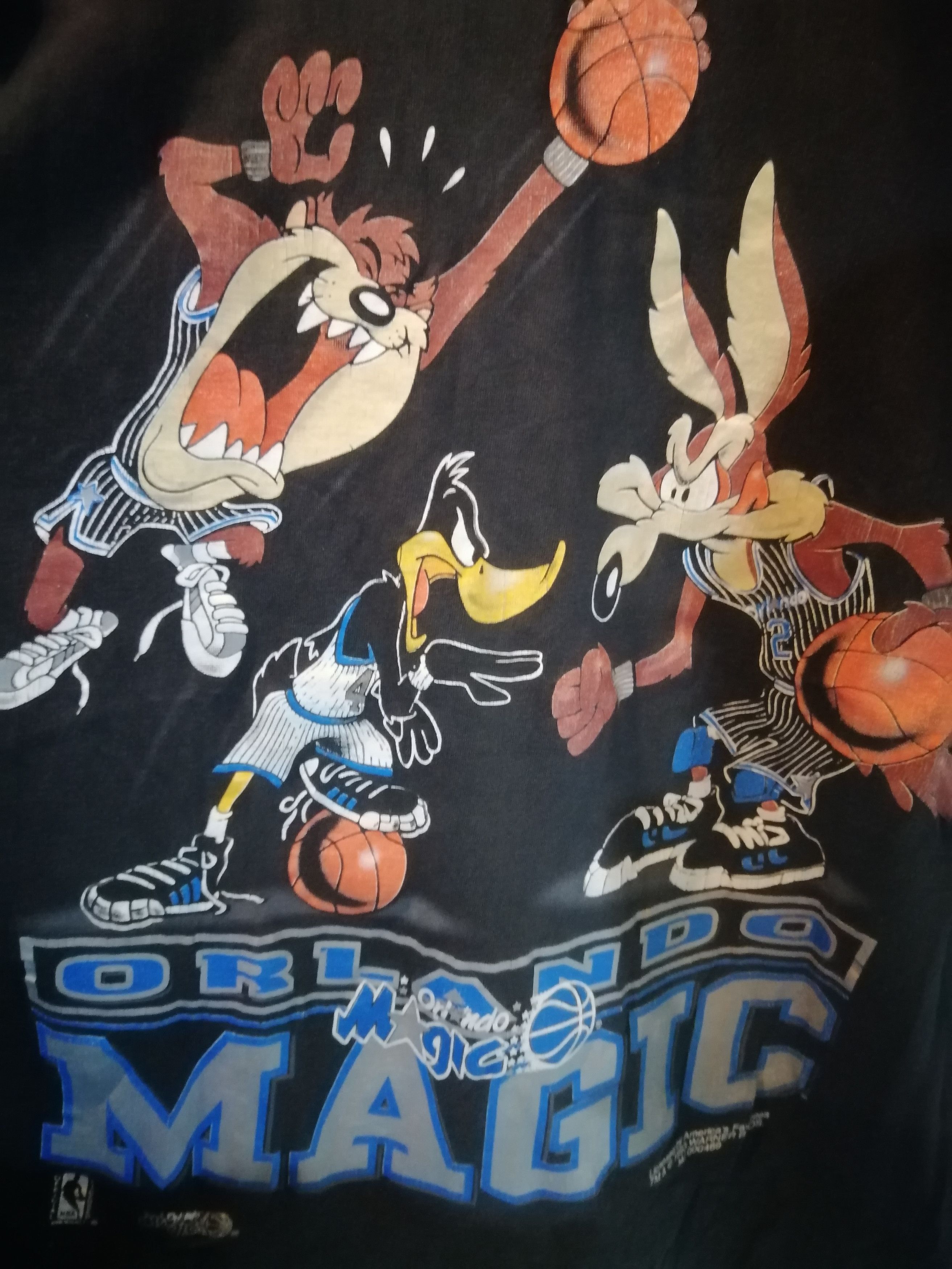 Orlando Magic Looney outlets Tunes 1995 NBA vintage Warner bros tee