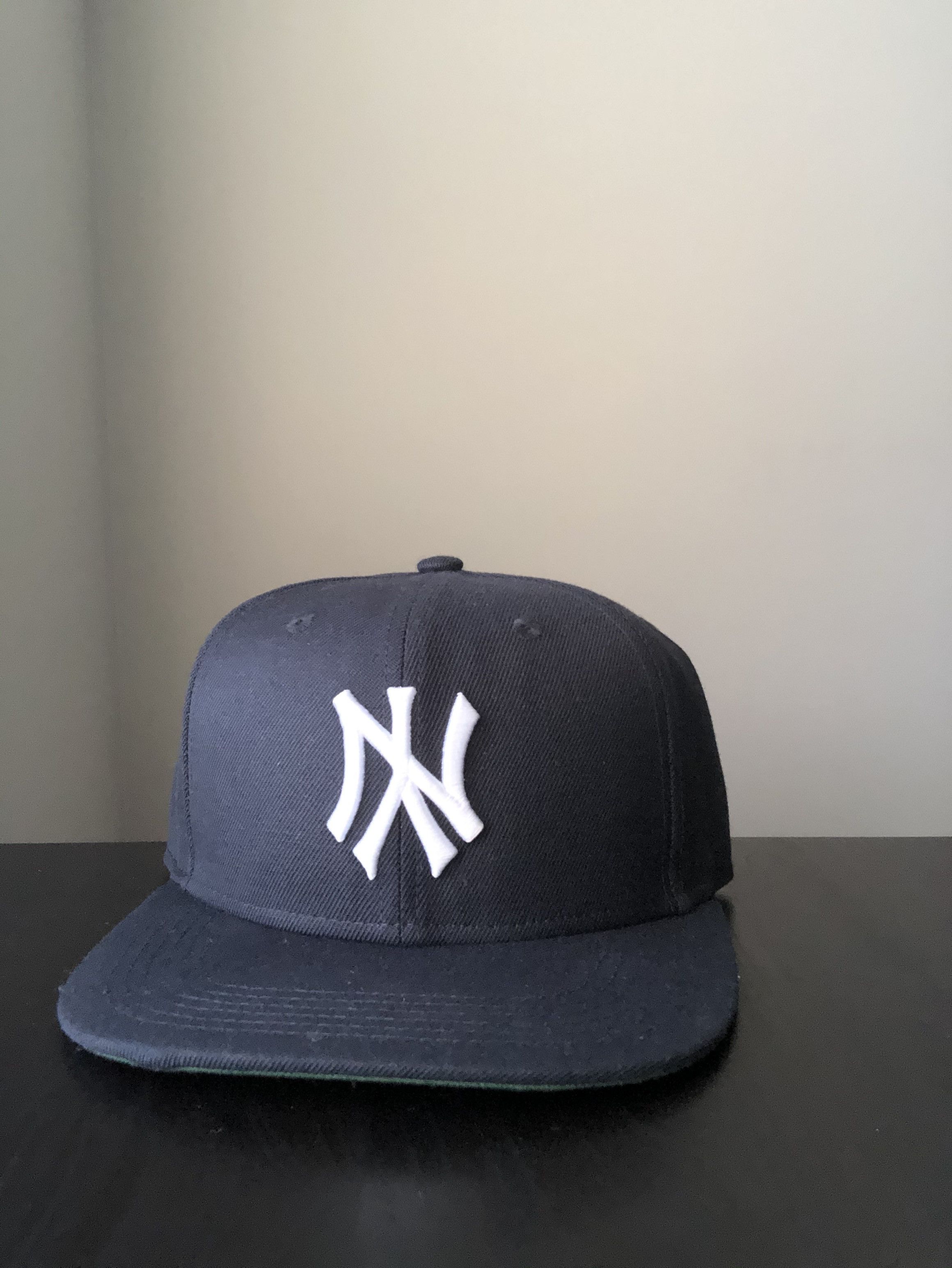 upside down yankee hat