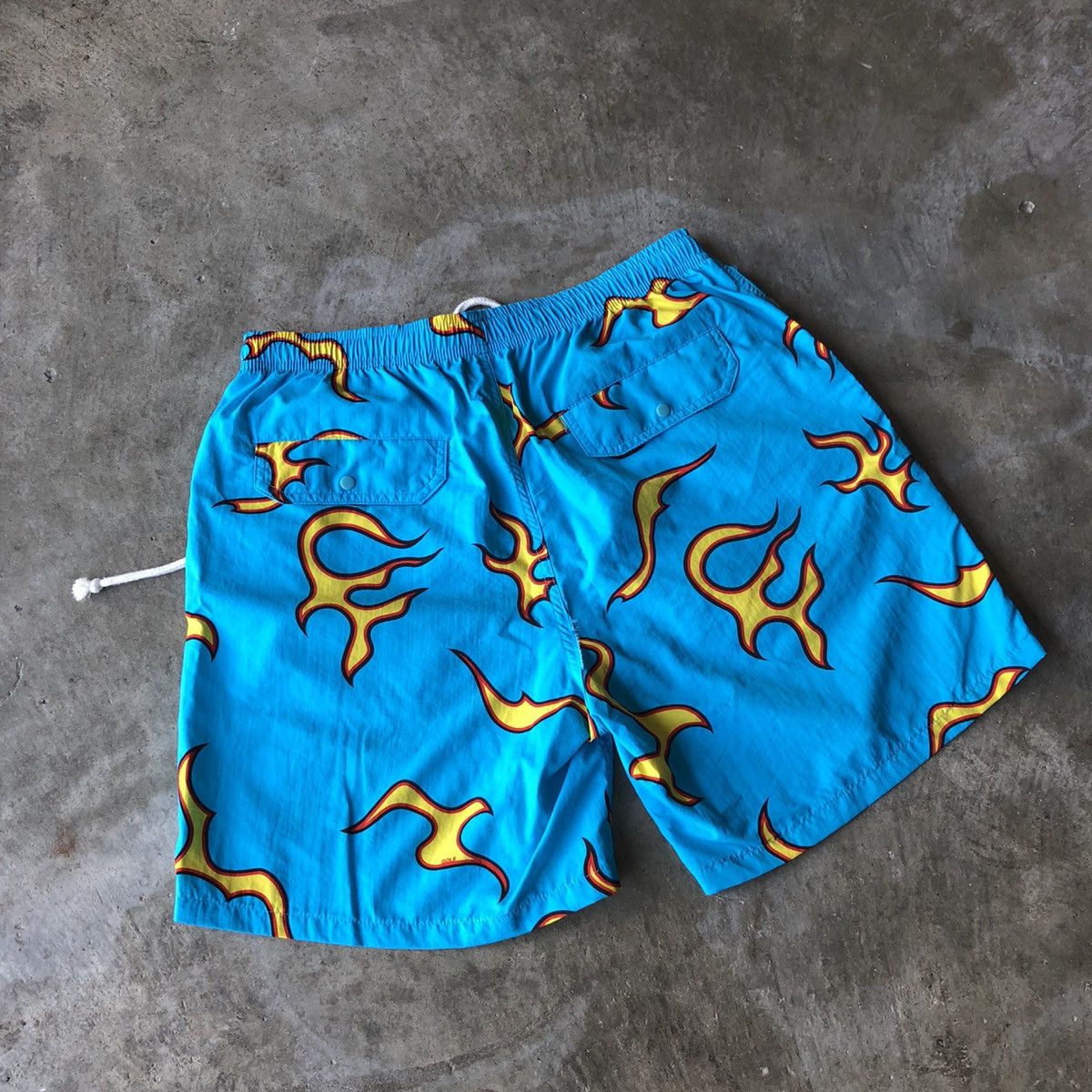 Golf Wang Golf Wang Flame Shorts Size US 32 / EU 48 - 4 Thumbnail