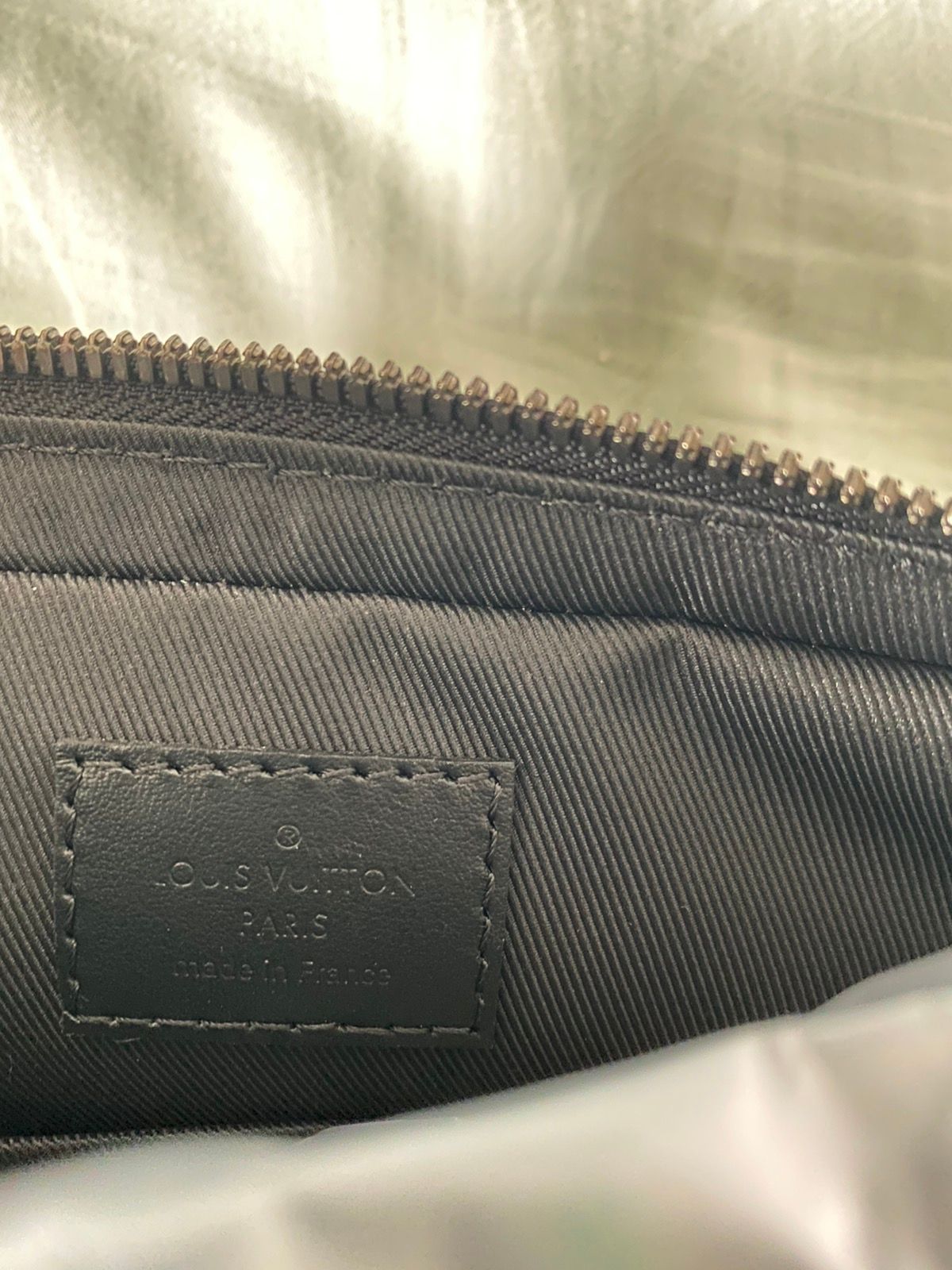 Louis Vuitton LV Trio Messenger black leather ref.877072 - Joli Closet