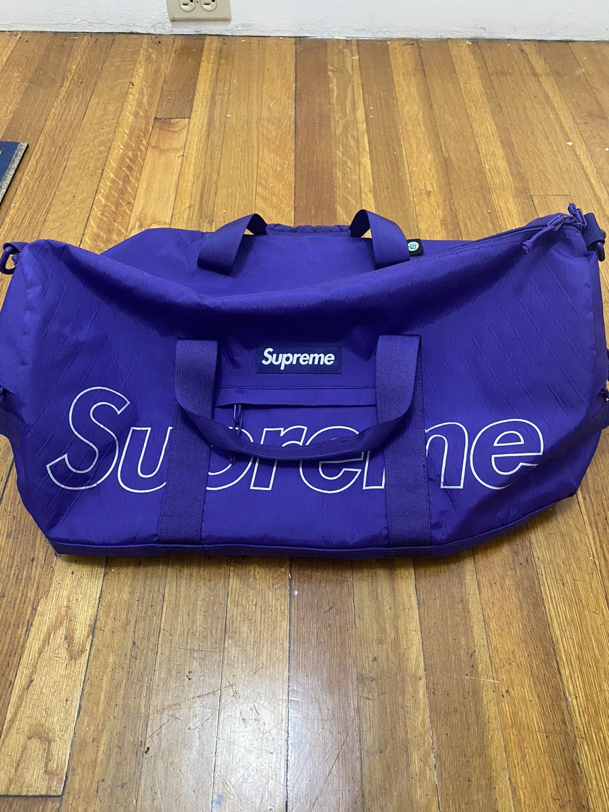 Supreme Duffle Bag (FW18) PurpleSupreme Duffle Bag (FW18) Purple - OFour