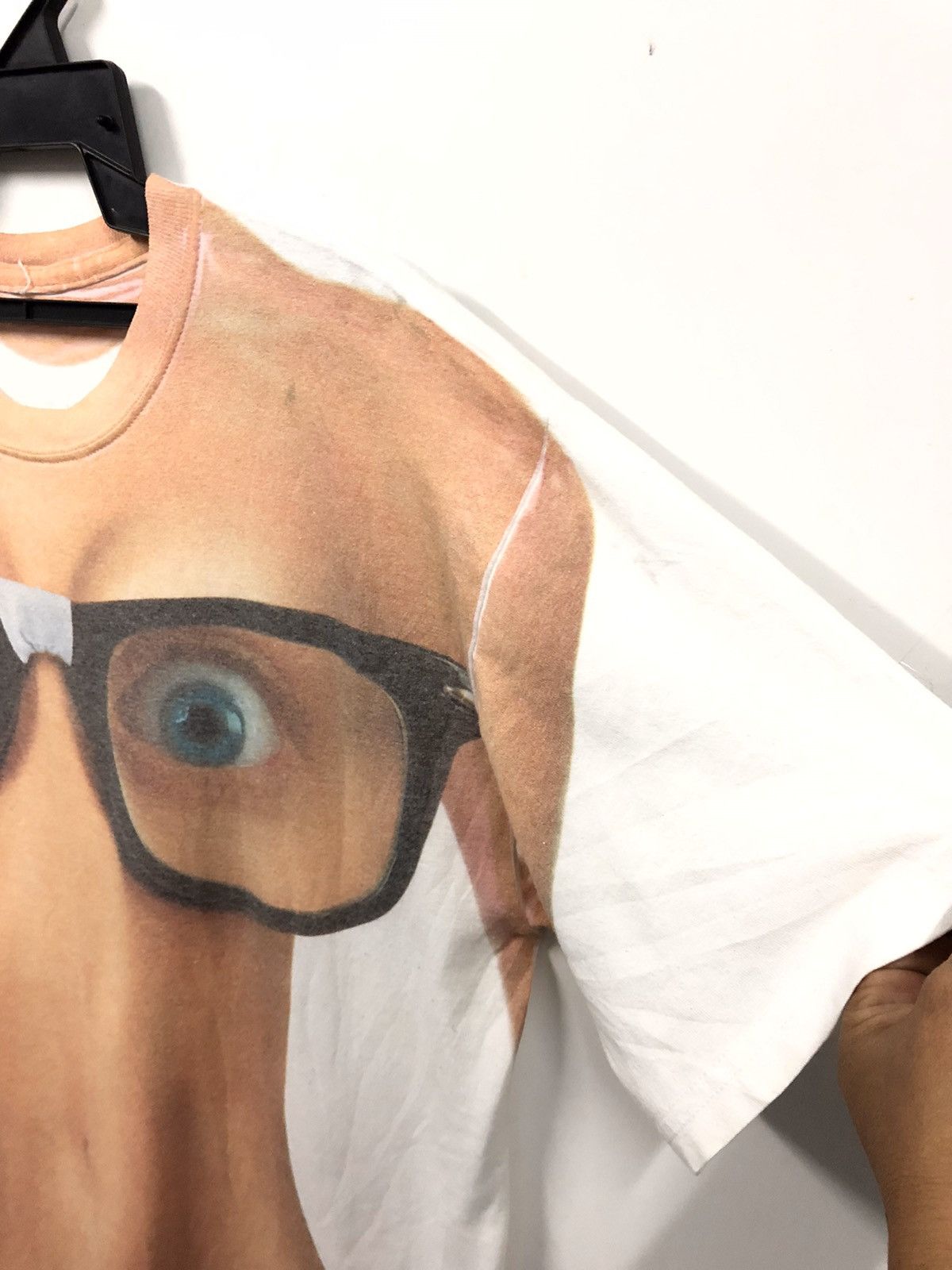 Vintage Vintage 00s Beauty And The Geek 2 Rare Shirt Size US L / EU 52-54 / 3 - 7 Thumbnail