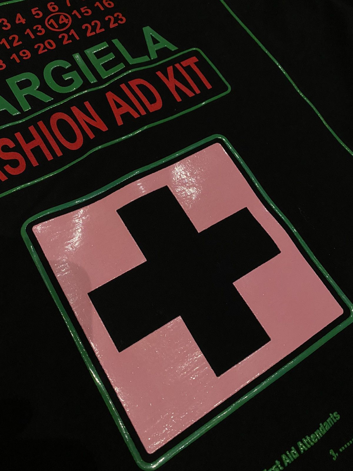 Maison Margiela Margiela Fashion Aid Kit T-Shirt Size US M / EU 48-50 / 2 - 11 Thumbnail