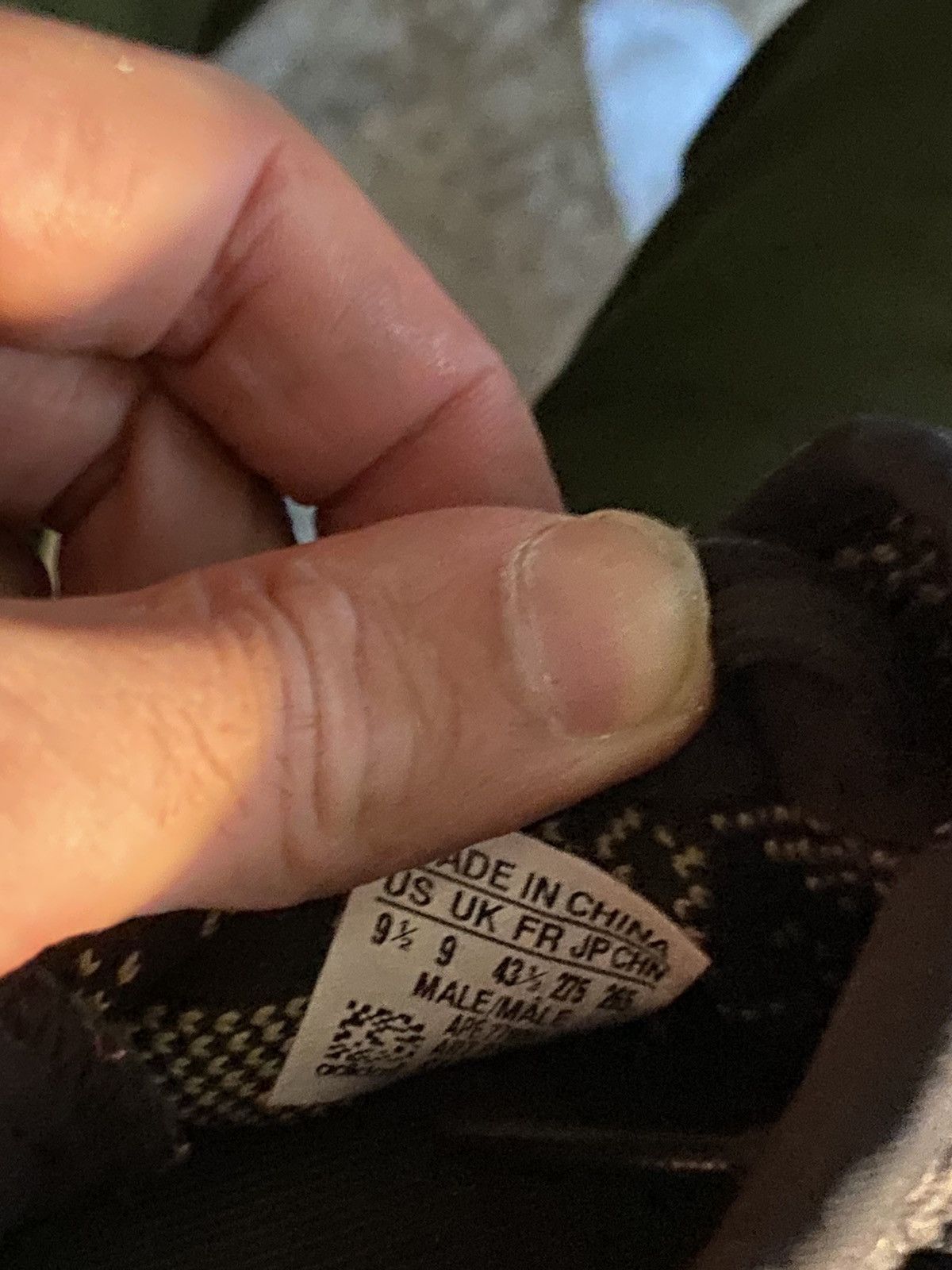 Adidas × Kanye West Yeezy Boost 350 V2 Size US 9.5 / EU 42-43 - 12 Thumbnail