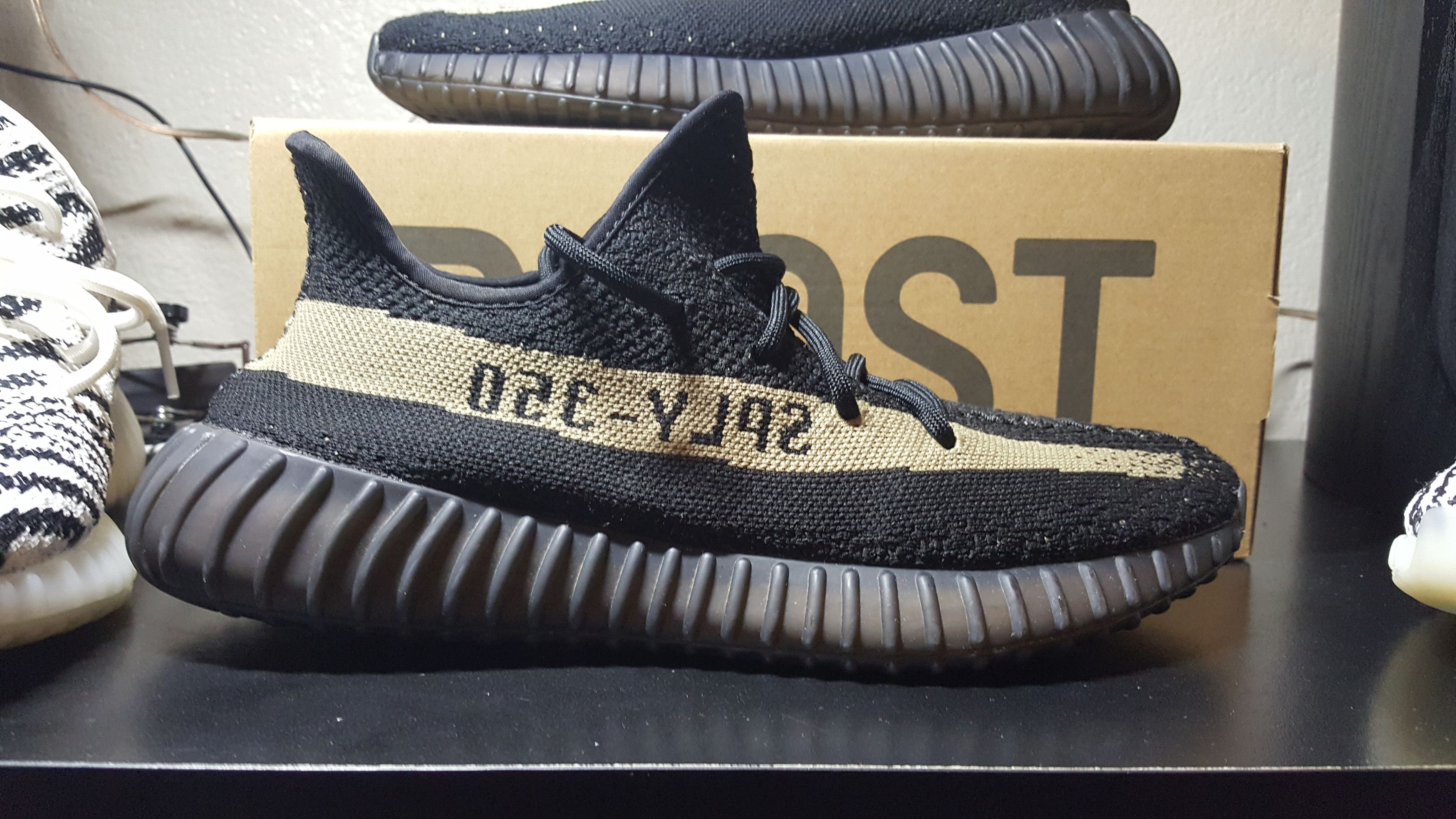 Adidas × Kanye West Yeezy Boost 350 V2 Size US 9.5 / EU 42-43 - 1 Thumbnail