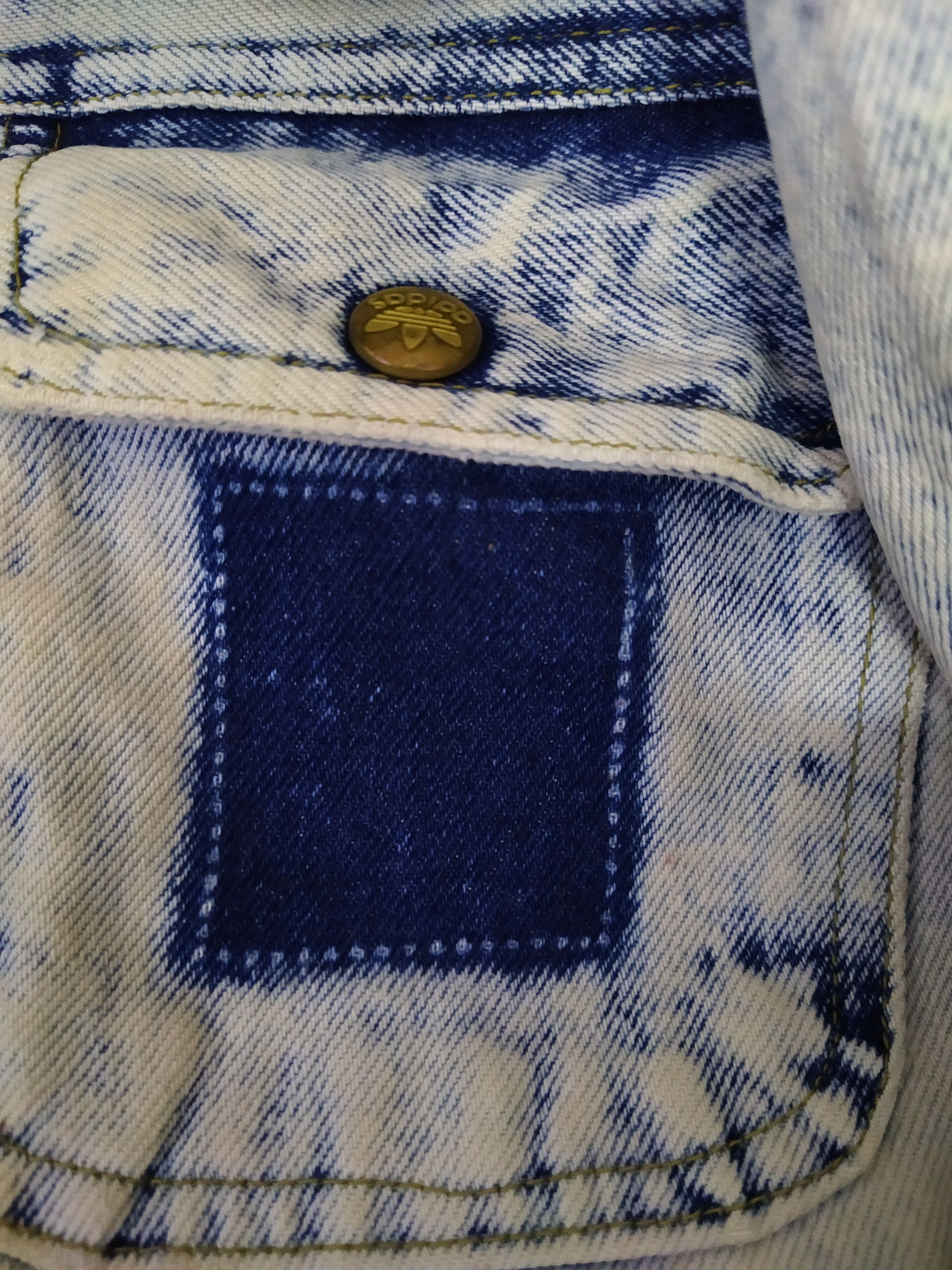 Adidas VTG ADIDAS DENIM ACID WASHED DISTRESSED JACKET (B550) Size US XL / EU 56 / 4 - 5 Thumbnail