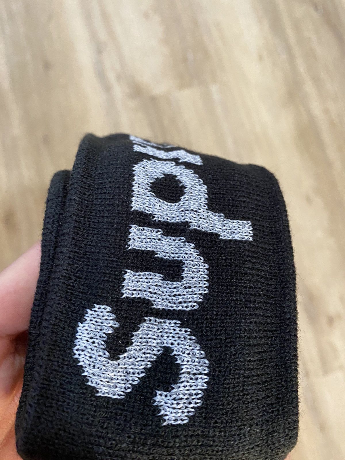 Supreme New Era Reflective Logo Headband (FW 17) Black