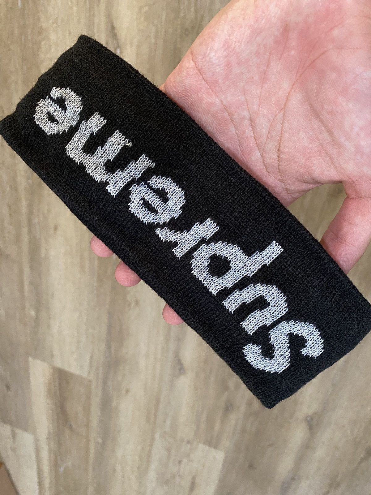 Supreme New Era Reflective Logo Headband (FW 17) Black