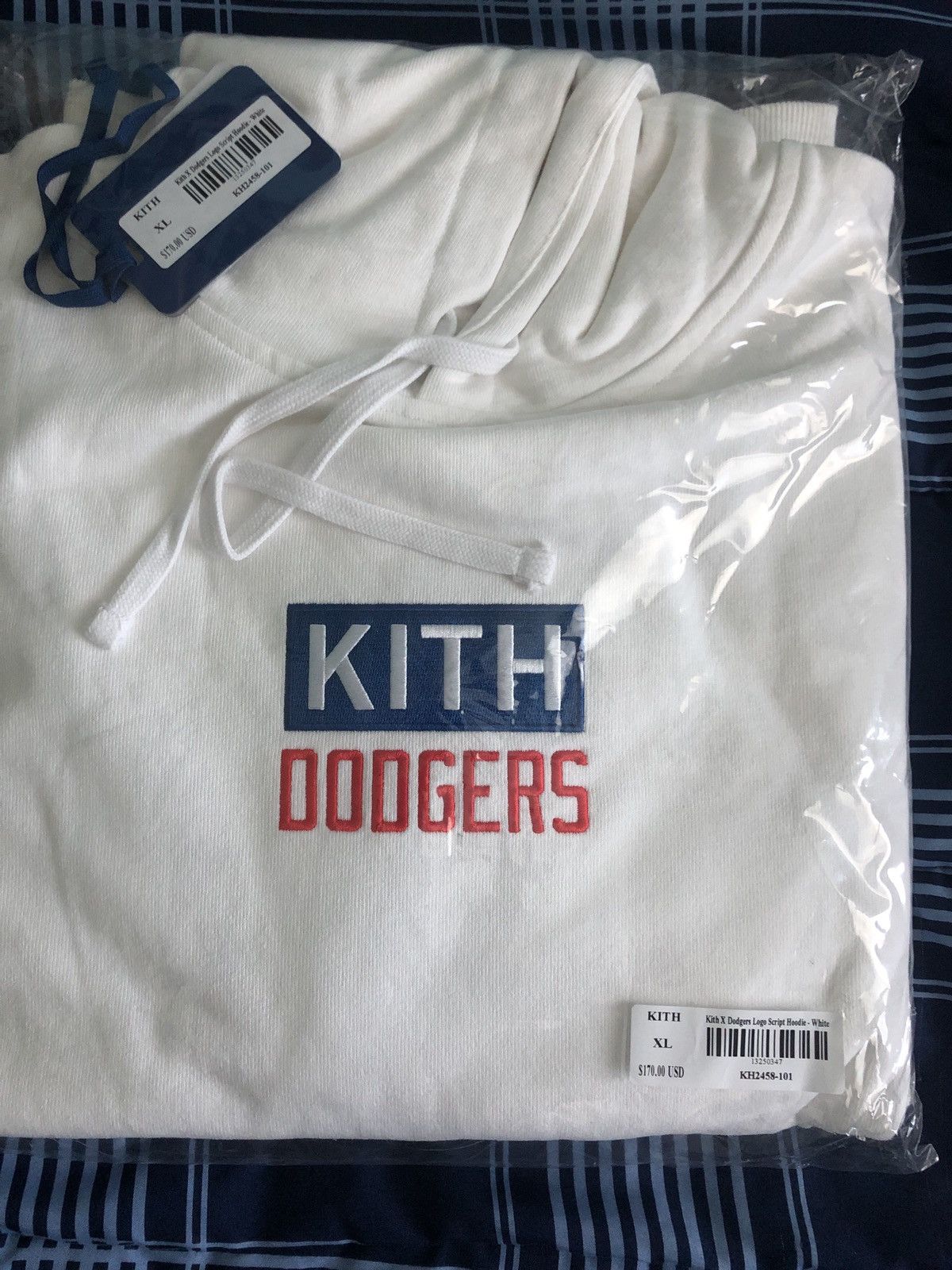 Kith Kith/Dodgers Logo Script Hoodie White | Grailed