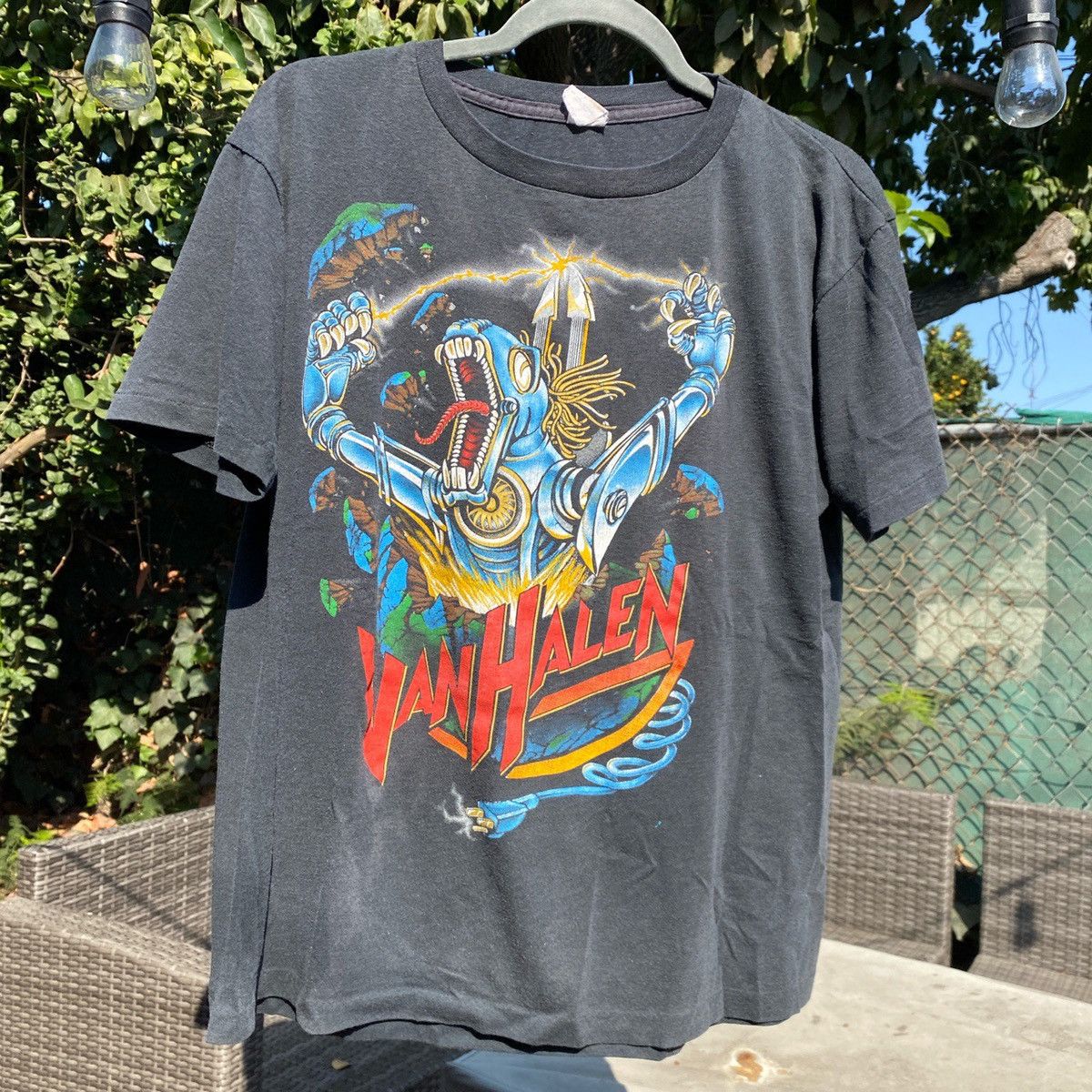 Vintage Van Halen Kicks Ass Rock Band T-Shirt