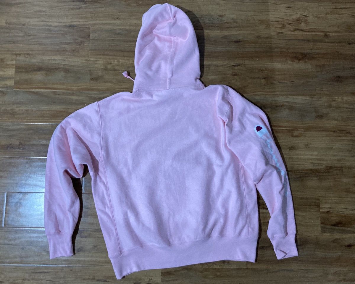 Champion x FaZe Clan offers Breast Cancer Awarness Hoodie