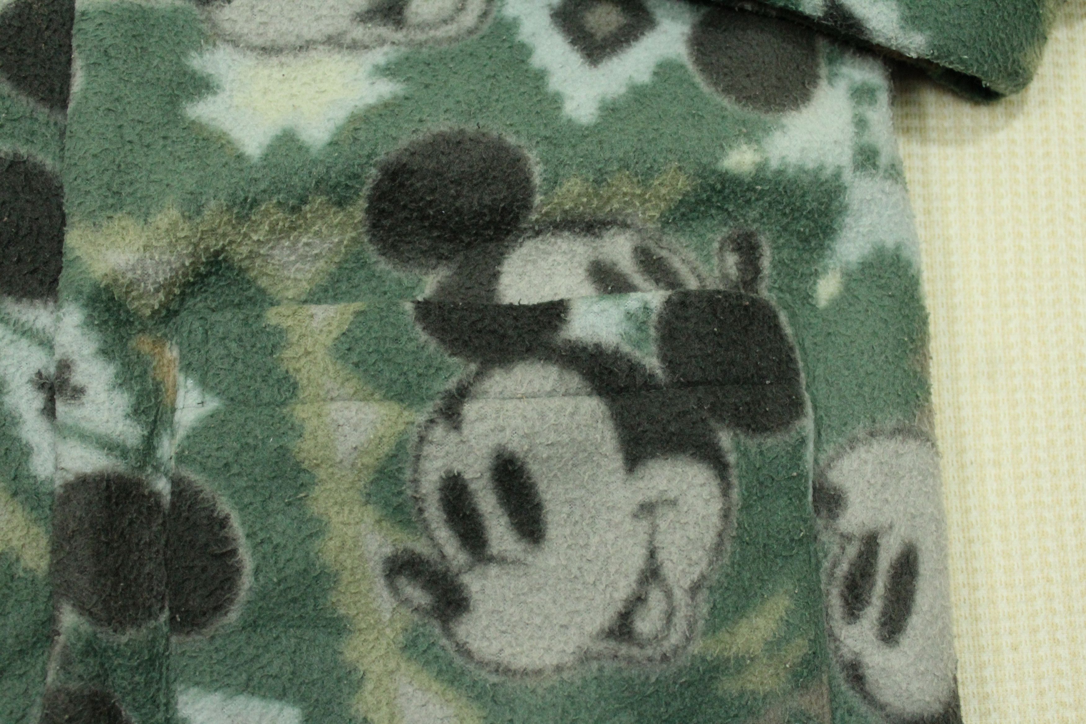 Disney × Japanese Brand × Mickey Mouse Vintage MICKEY MOUSE Jacket Fleece Kimono Insulated Winter Size US L / EU 52-54 / 3 - 6 Thumbnail