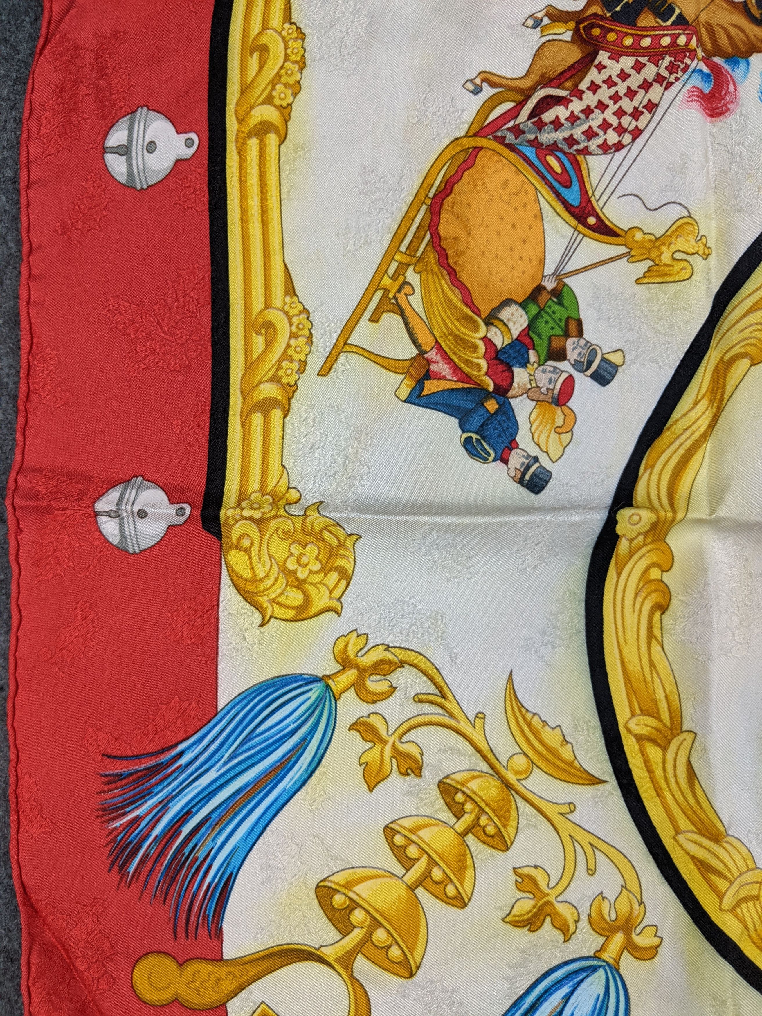 Hermes Hermes Plumes Et Grelots by Julie Abadie silk scarf Size ONE SIZE - 11 Thumbnail