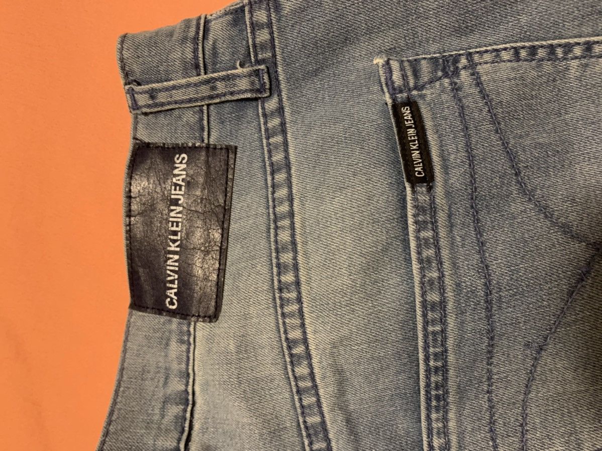 Calvin Klein Calvin Klein 36x30 straight jeans Size US 36 / EU 52 - 4 Thumbnail