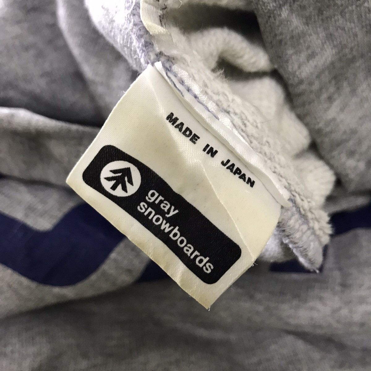 General Research Gray Snowboards Hoodie MFG Made in Japan Size US L / EU 52-54 / 3 - 8 Thumbnail
