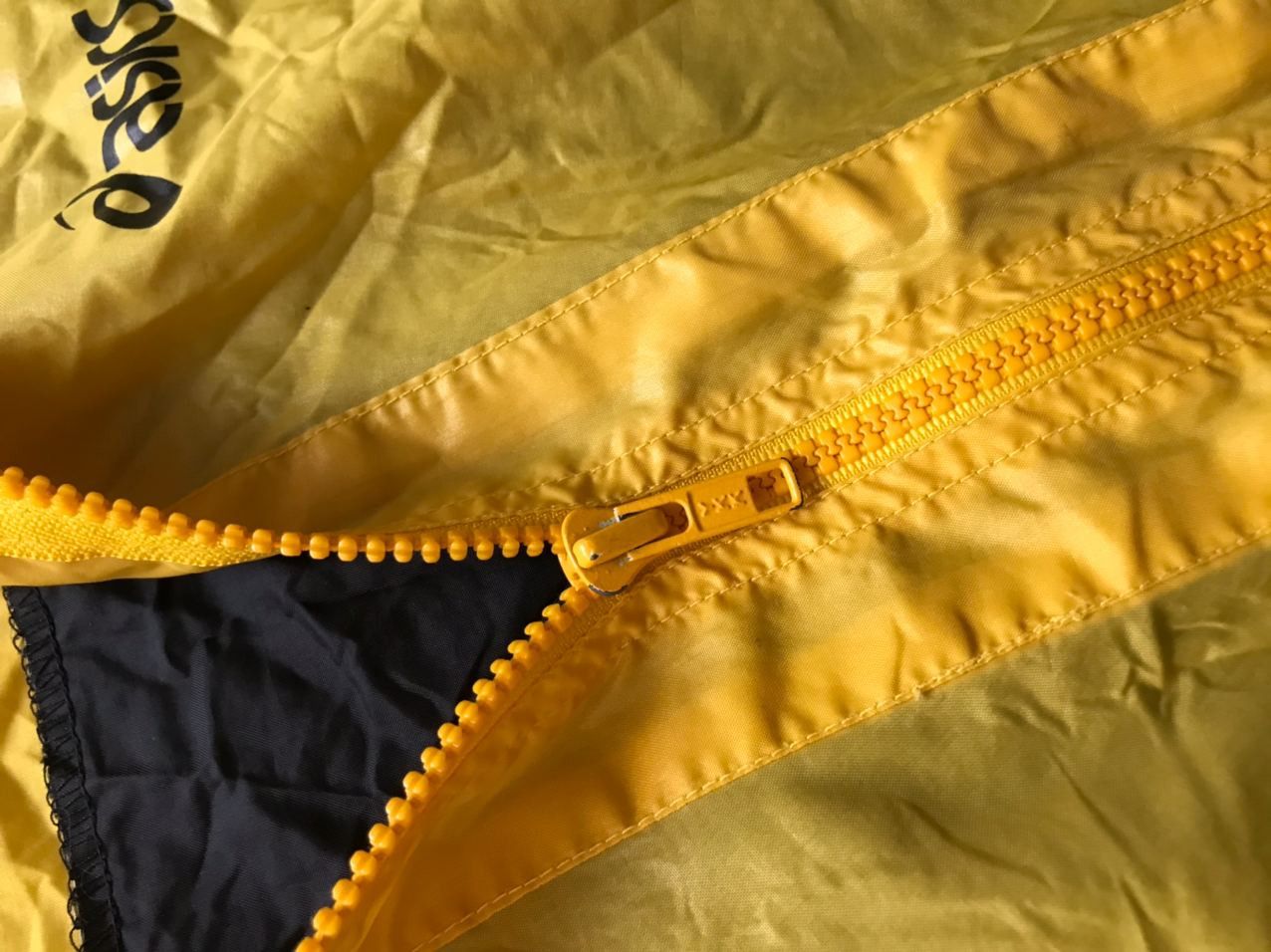 Asics Asics Vintage Kill Bill yellow / Black nylon jacket Size US M / EU 48-50 / 2 - 6 Thumbnail
