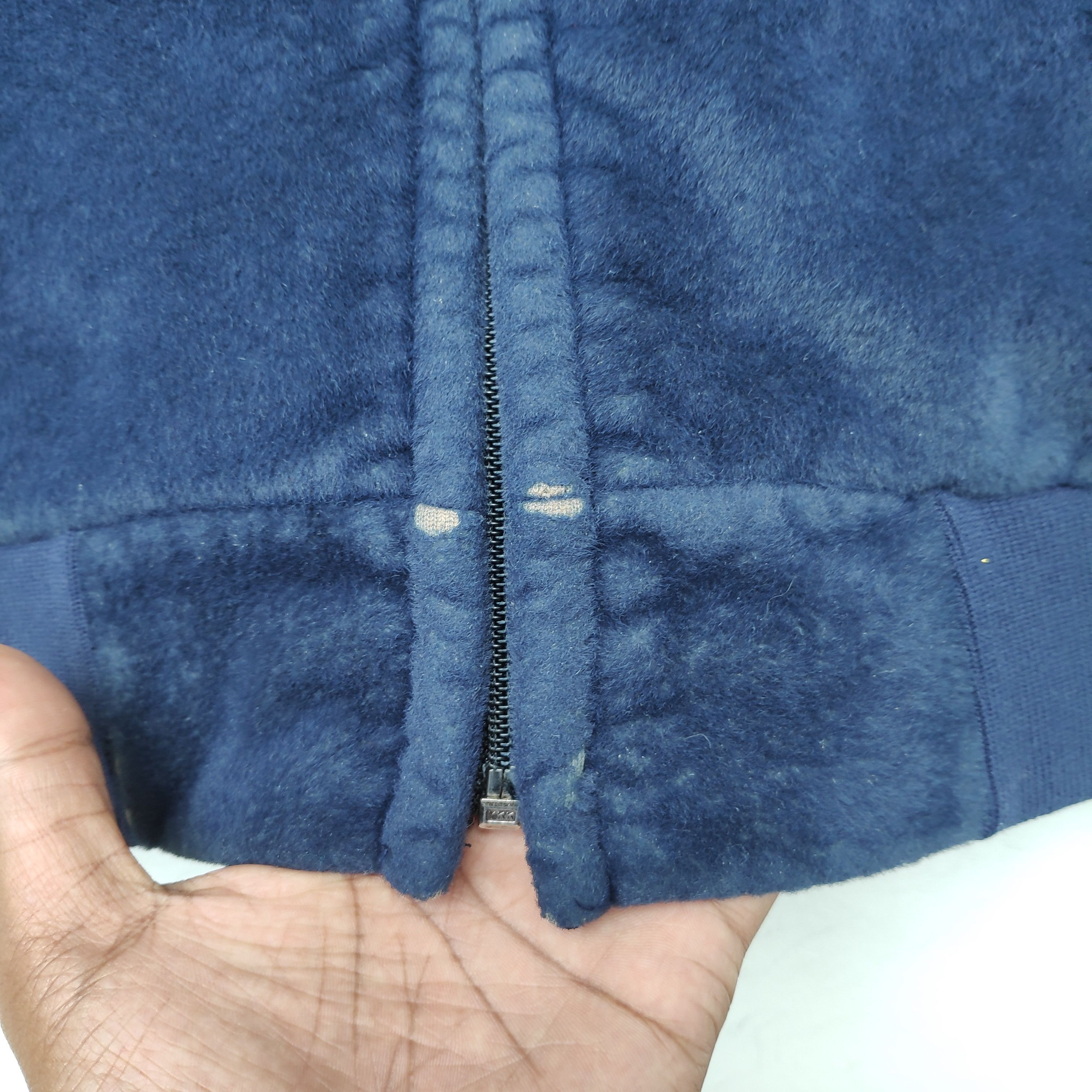 Carhartt × Vintage Vintage CARHARTT VELVET HOODIE LARGE DARK BLUE DOPE Size US L / EU 52-54 / 3 - 11 Thumbnail