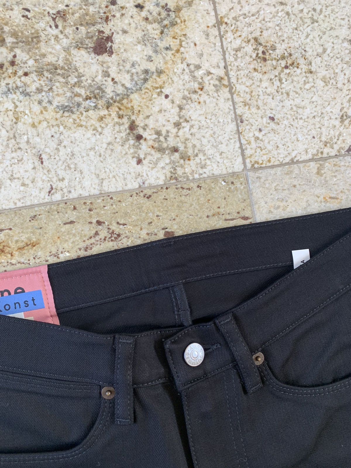 Acne Studios 30 x 32 Max Denim in Stay Black Size US 30 / EU 46 - 9 Thumbnail