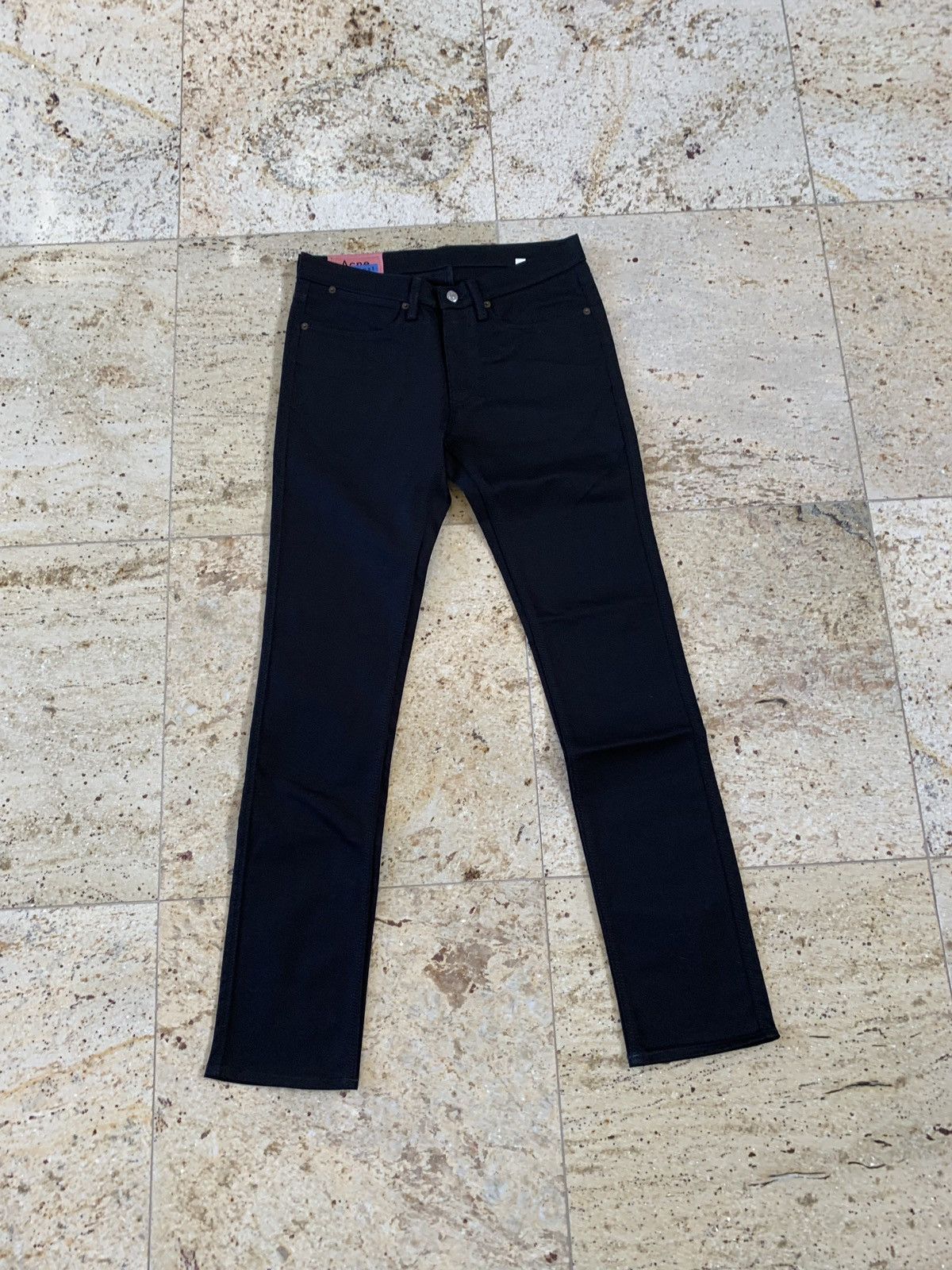 Acne Studios 30 x 32 Max Denim in Stay Black Size US 30 / EU 46 - 1 Thumbnail