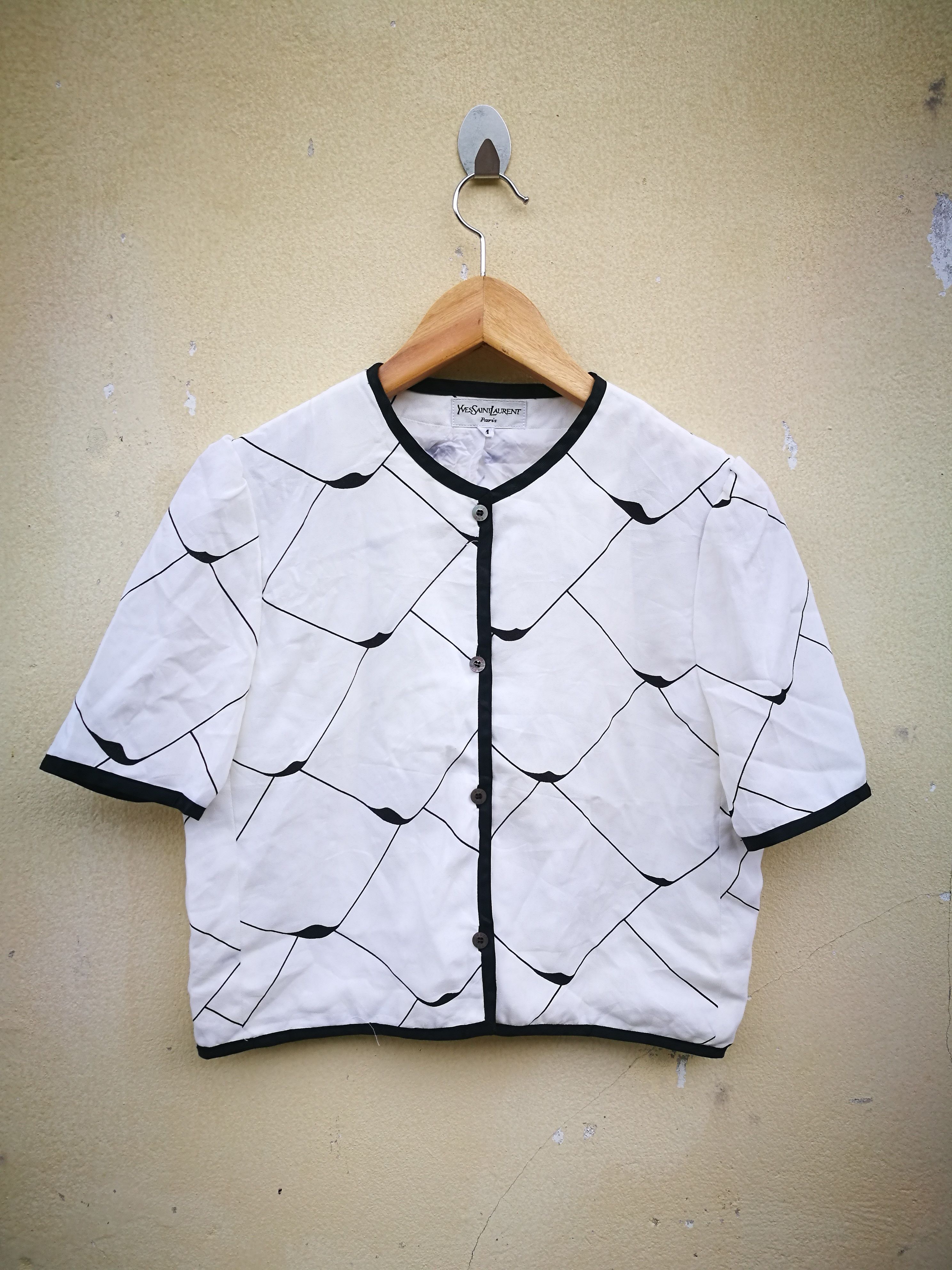 Yves Saint Laurent YSL Button up Size US M / EU 48-50 / 2 - 1 Thumbnail