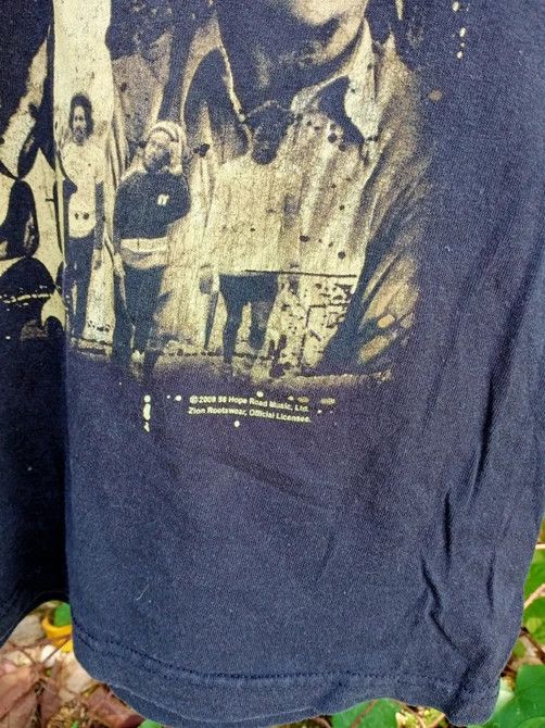 Bob Marley Vintage Bob Marley Soul Rebel The Legend Tshirt Size US XL / EU 56 / 4 - 4 Thumbnail