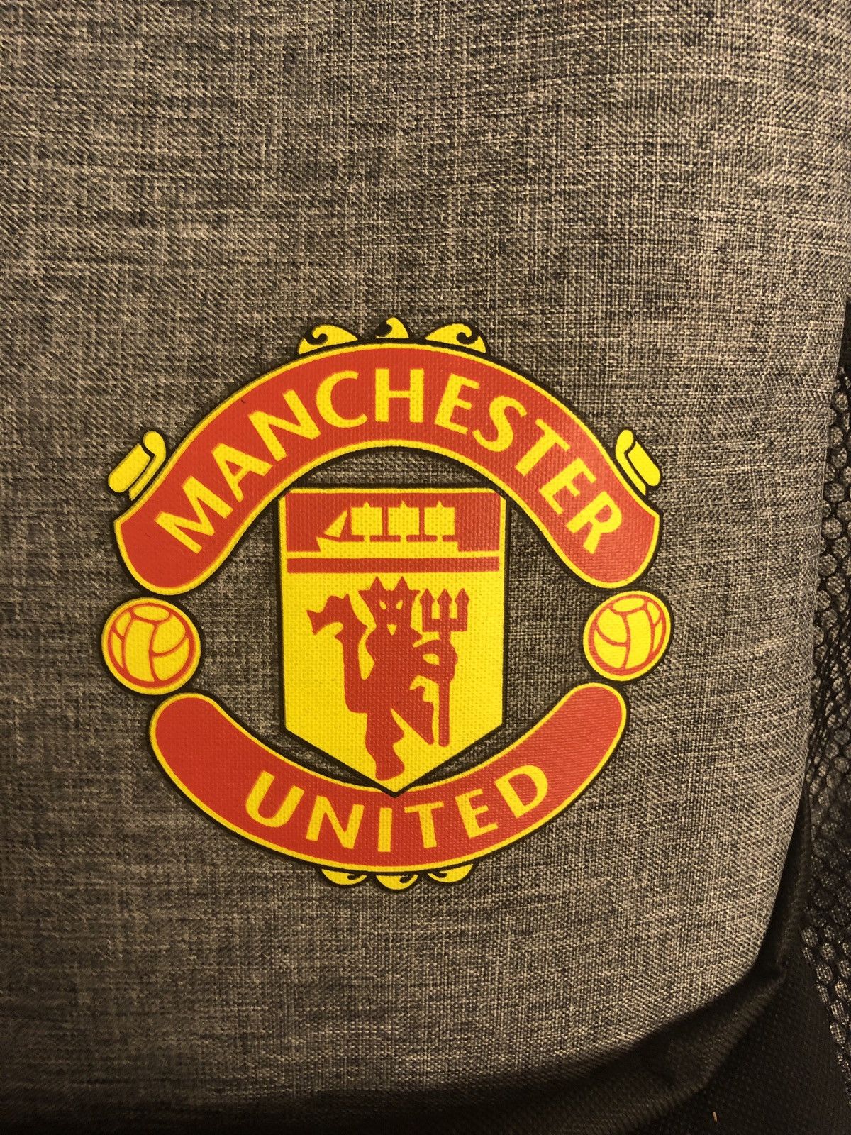 Vintage MANCHESTER UNITED OFFICIAL VERY RARE VINTAGE BACKPACK Size ONE SIZE - 4 Thumbnail
