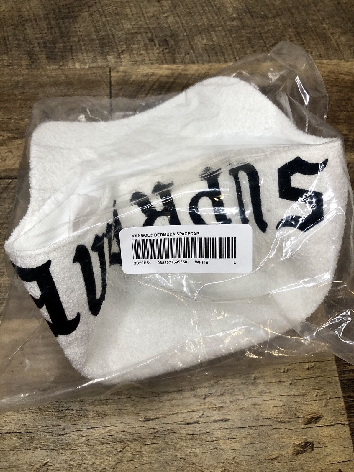 Kangol × Supreme Supreme Kangol Bermuda Spacecap White Size ONE SIZE - 6 Thumbnail