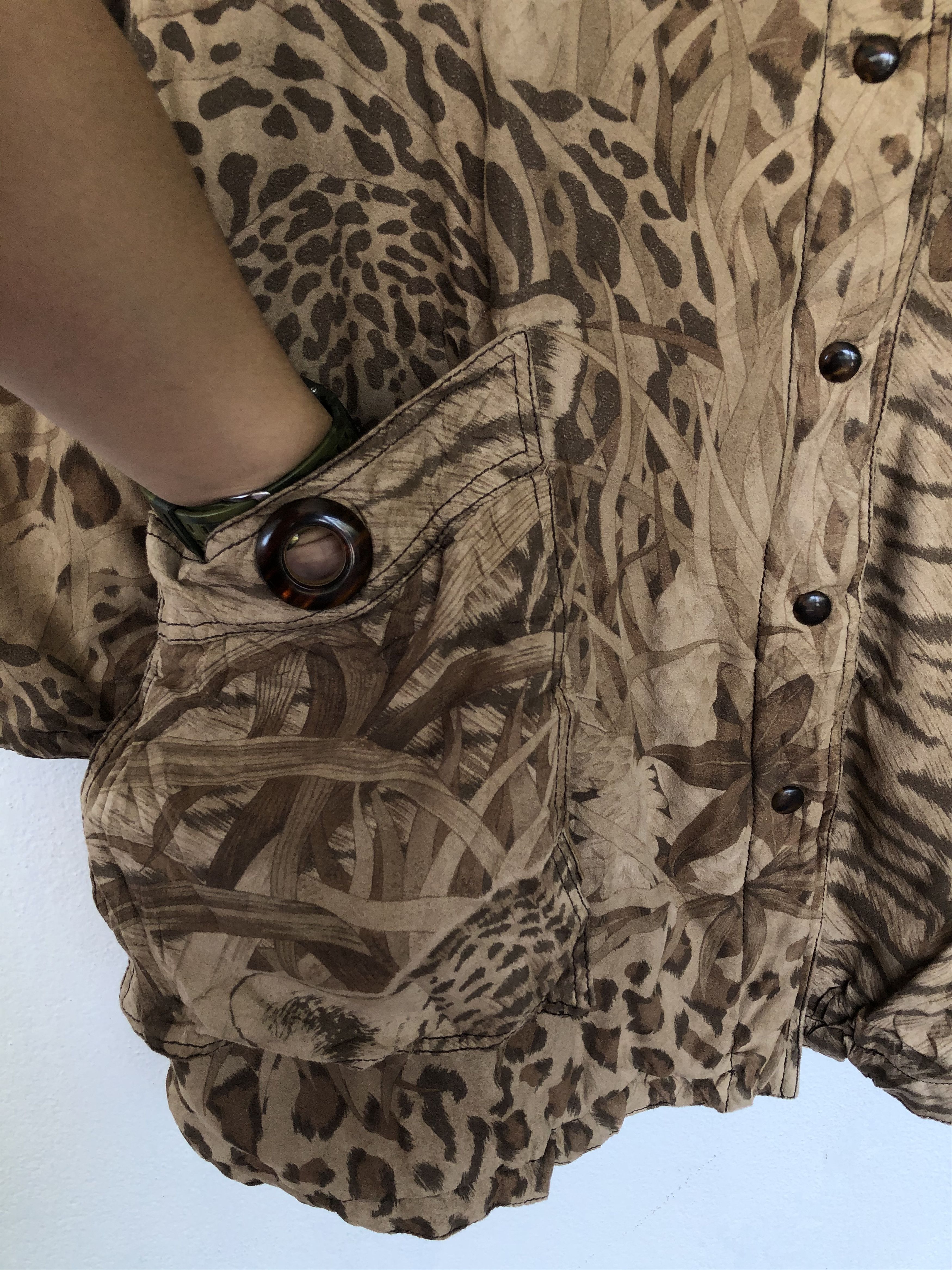 Designer × Japanese Brand × Vintage VINTAGE LA MODA GOJI LEOPARD FULLPRINT JACKET Size US XL / EU 56 / 4 - 5 Thumbnail