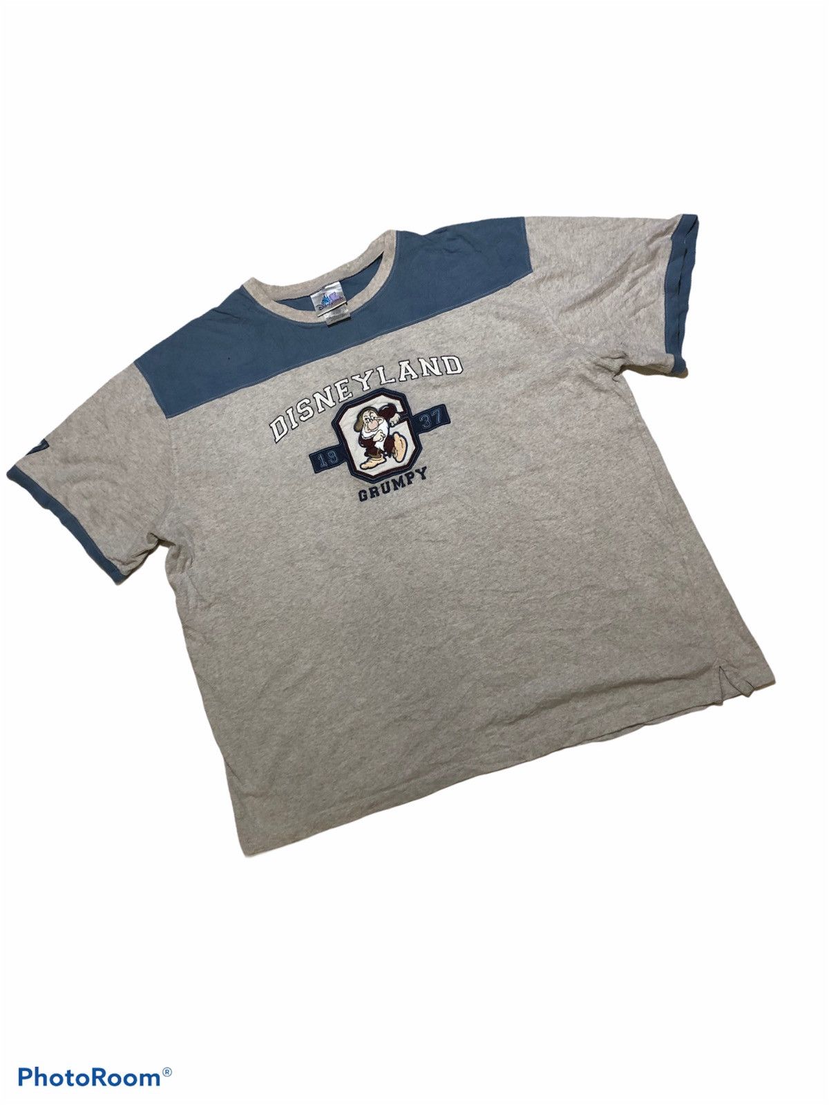 Vintage Disneyland resort Grumpy tees size XL