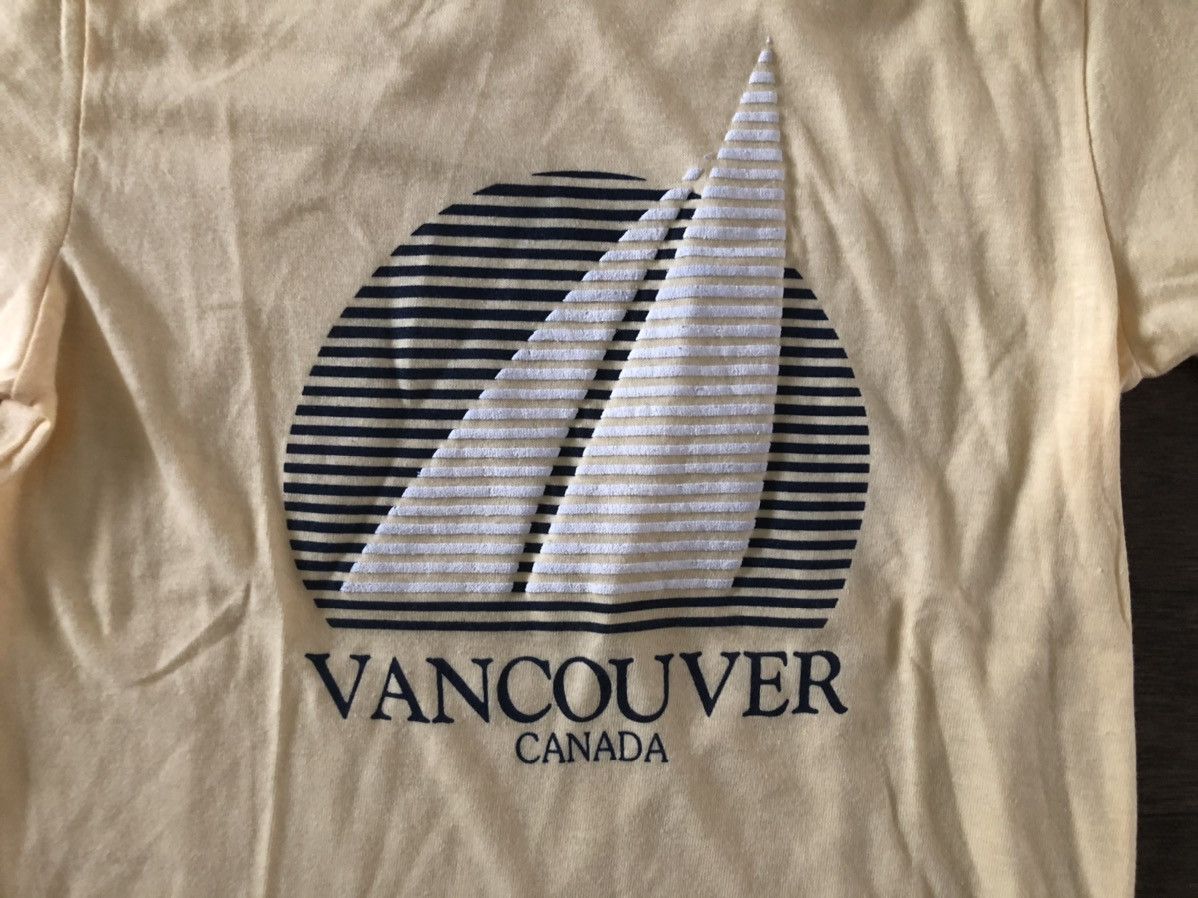 Vintage Vintage Vancouver Canada Single Stitched T-Shirt Size US M / EU 48-50 / 2 - 2 Thumbnail