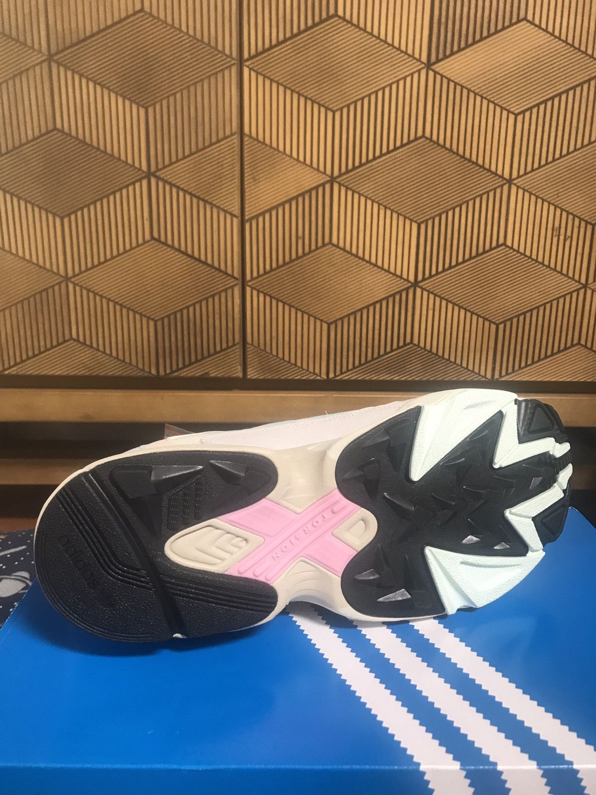 yung 1 off white ice mint