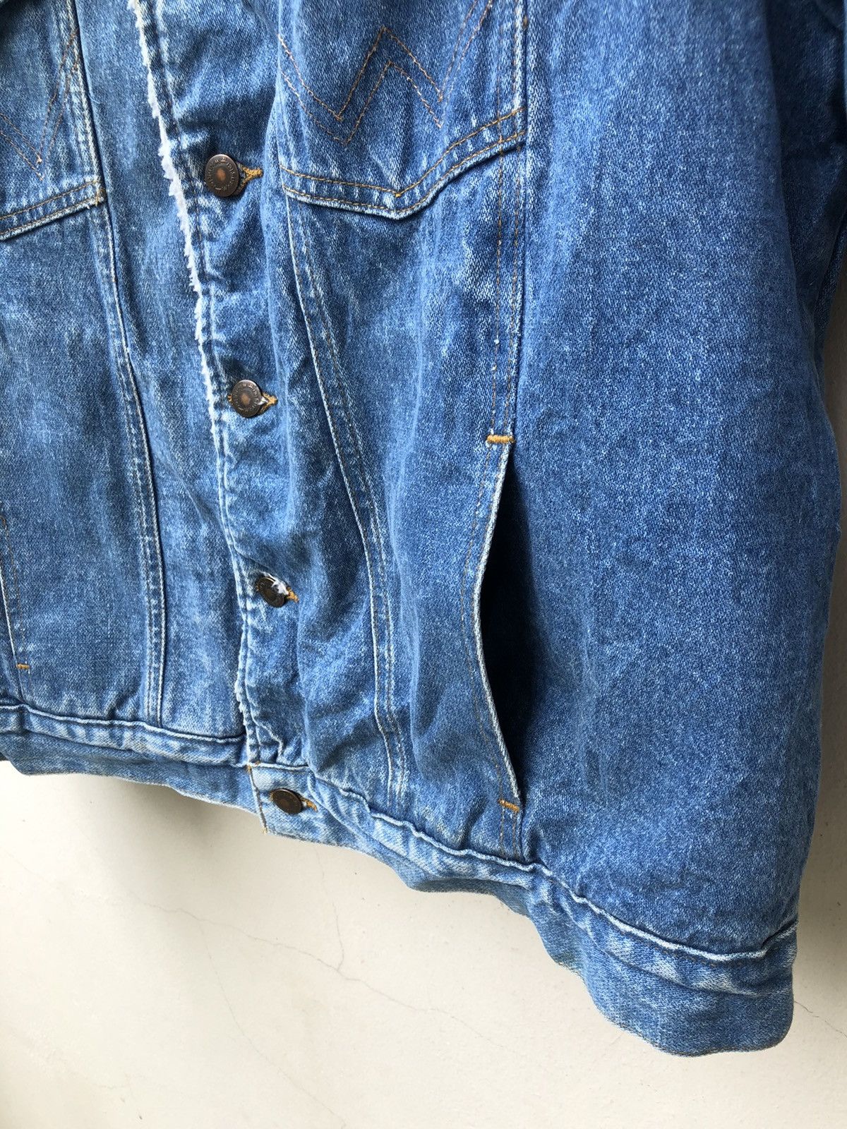 Vintage × Wrangler Vintage 80s Wrangler Made in Usa Sherpa Lined Denim Jacket Size US L / EU 52-54 / 3 - 8 Thumbnail