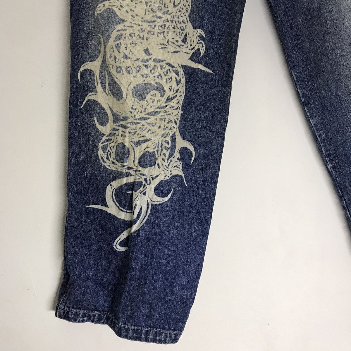 Vintage Vintage Top Town Tribal Dragon Denim Baggy Jeans Size US 32 / EU 48 - 18 Thumbnail