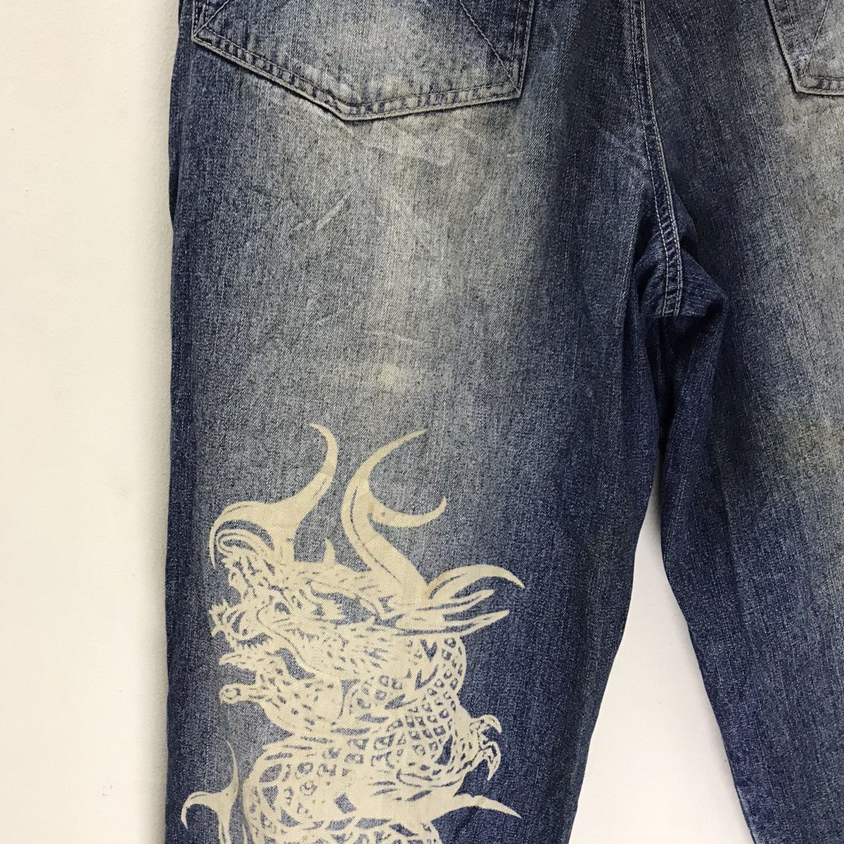Vintage Vintage Top Town Tribal Dragon Denim Baggy Jeans Size US 32 / EU 48 - 16 Thumbnail