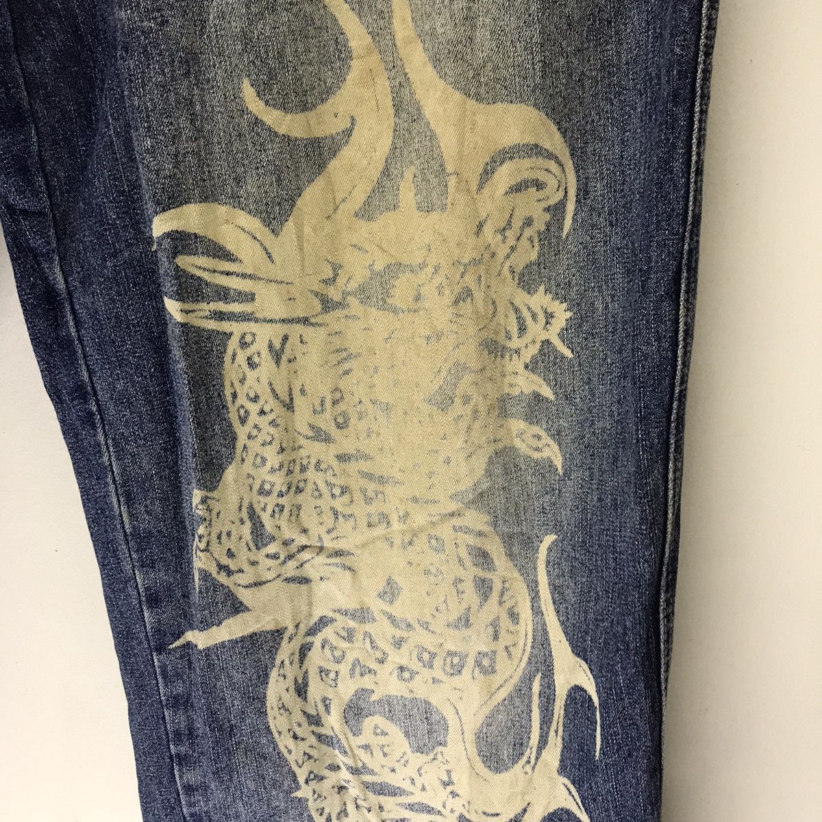 Vintage Vintage Top Town Tribal Dragon Denim Baggy Jeans Size US 32 / EU 48 - 9 Thumbnail