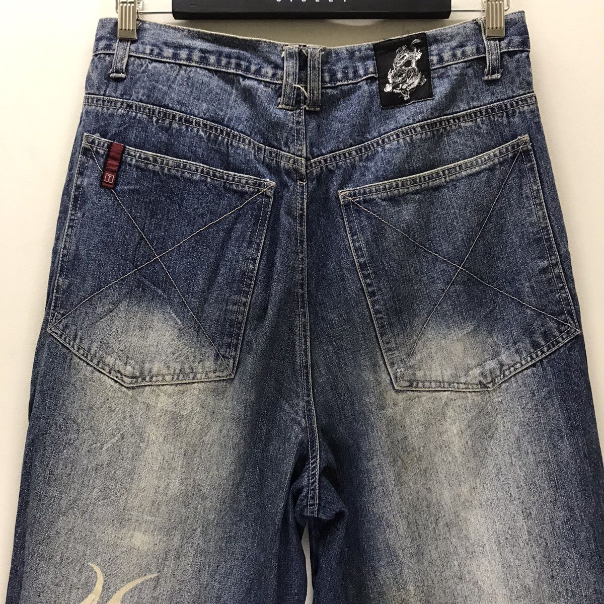 Vintage Vintage Top Town Tribal Dragon Denim Baggy Jeans Size US 32 / EU 48 - 13 Thumbnail
