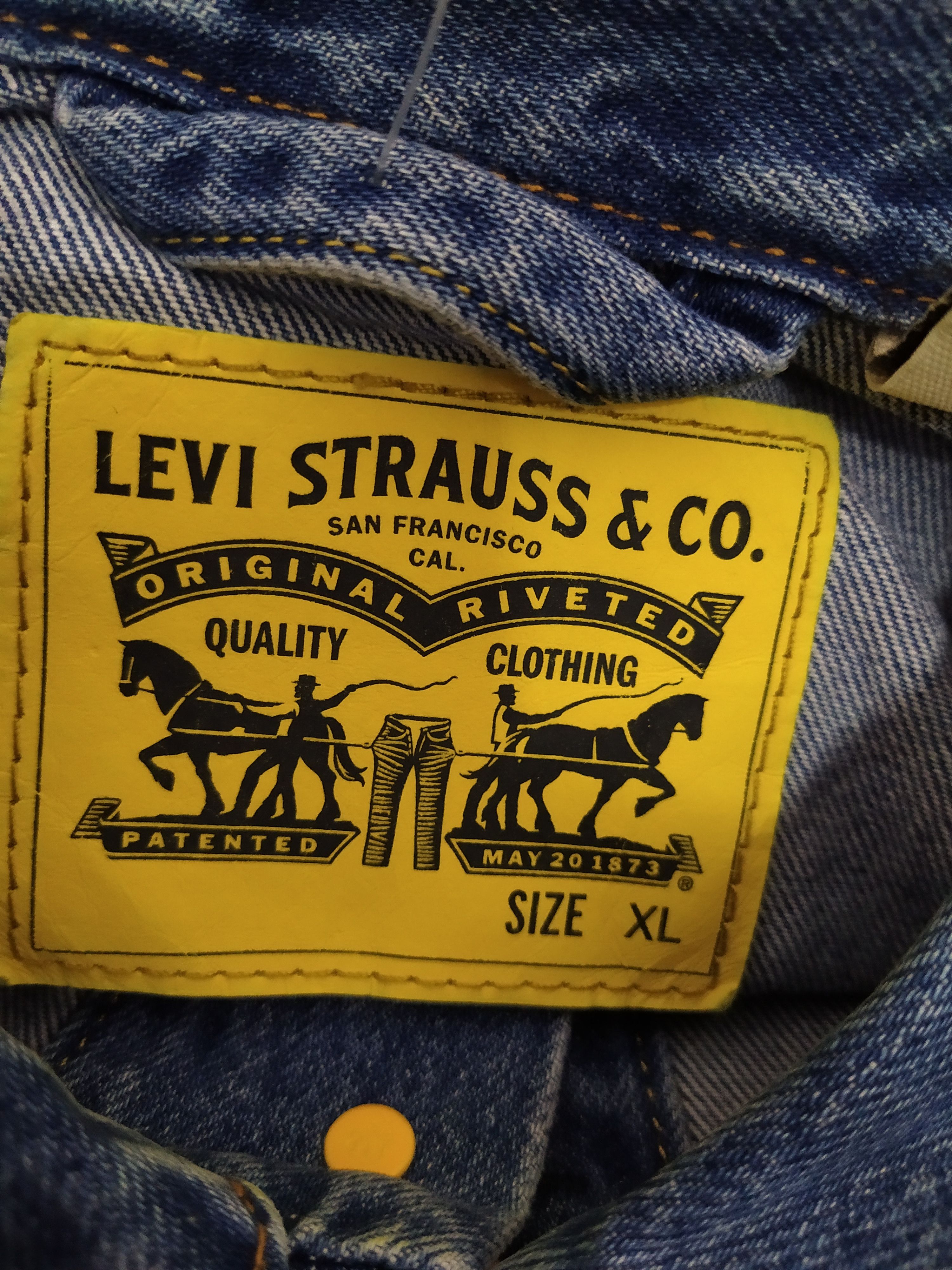 Levi's LEVIS x PEANUTS BIG LOGI TRUCKER DENIM JACKET (Z2) Size US XL / EU 56 / 4 - 13 Thumbnail