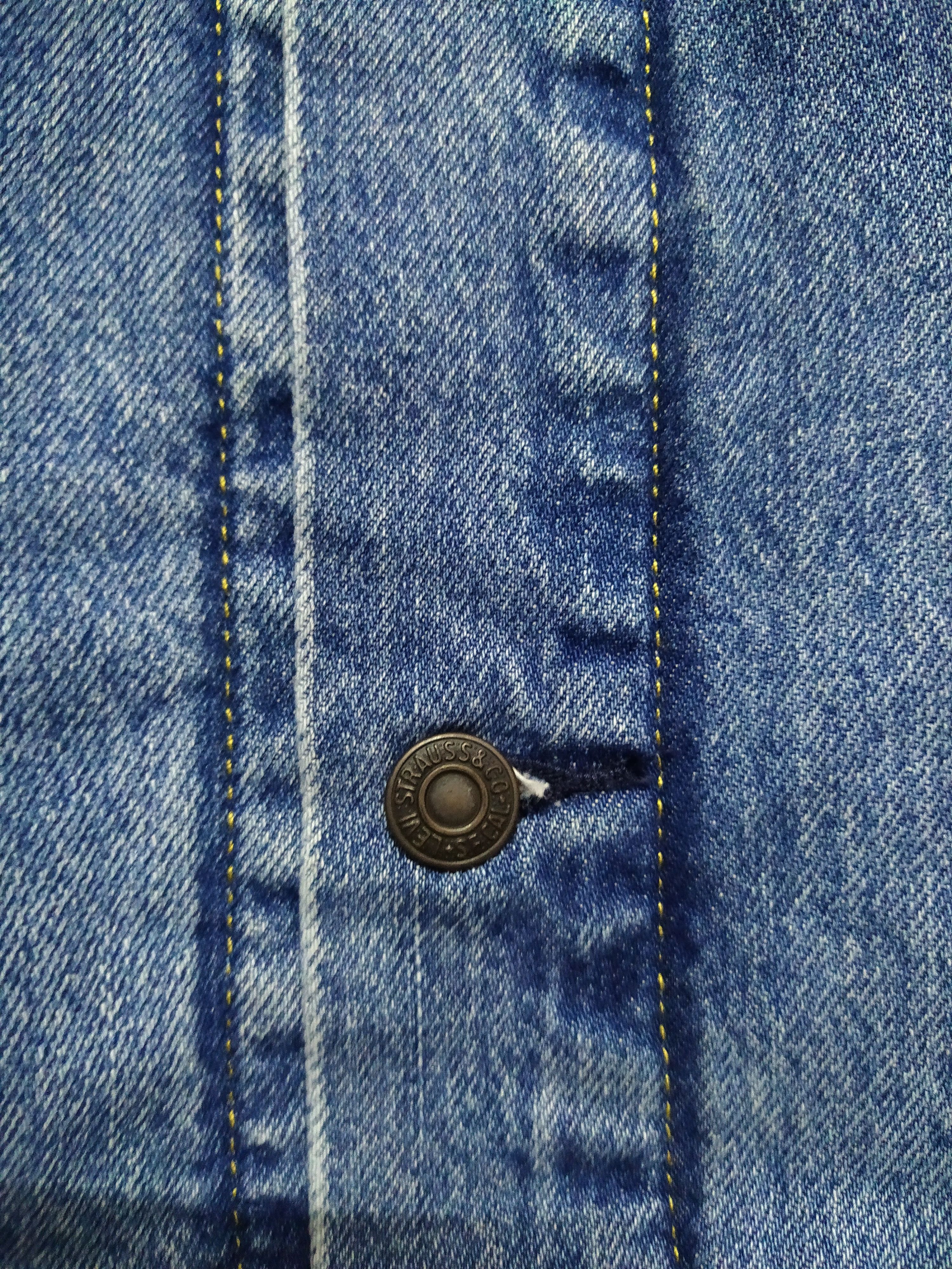 Levi's LEVIS x PEANUTS BIG LOGI TRUCKER DENIM JACKET (Z2) Size US XL / EU 56 / 4 - 7 Thumbnail