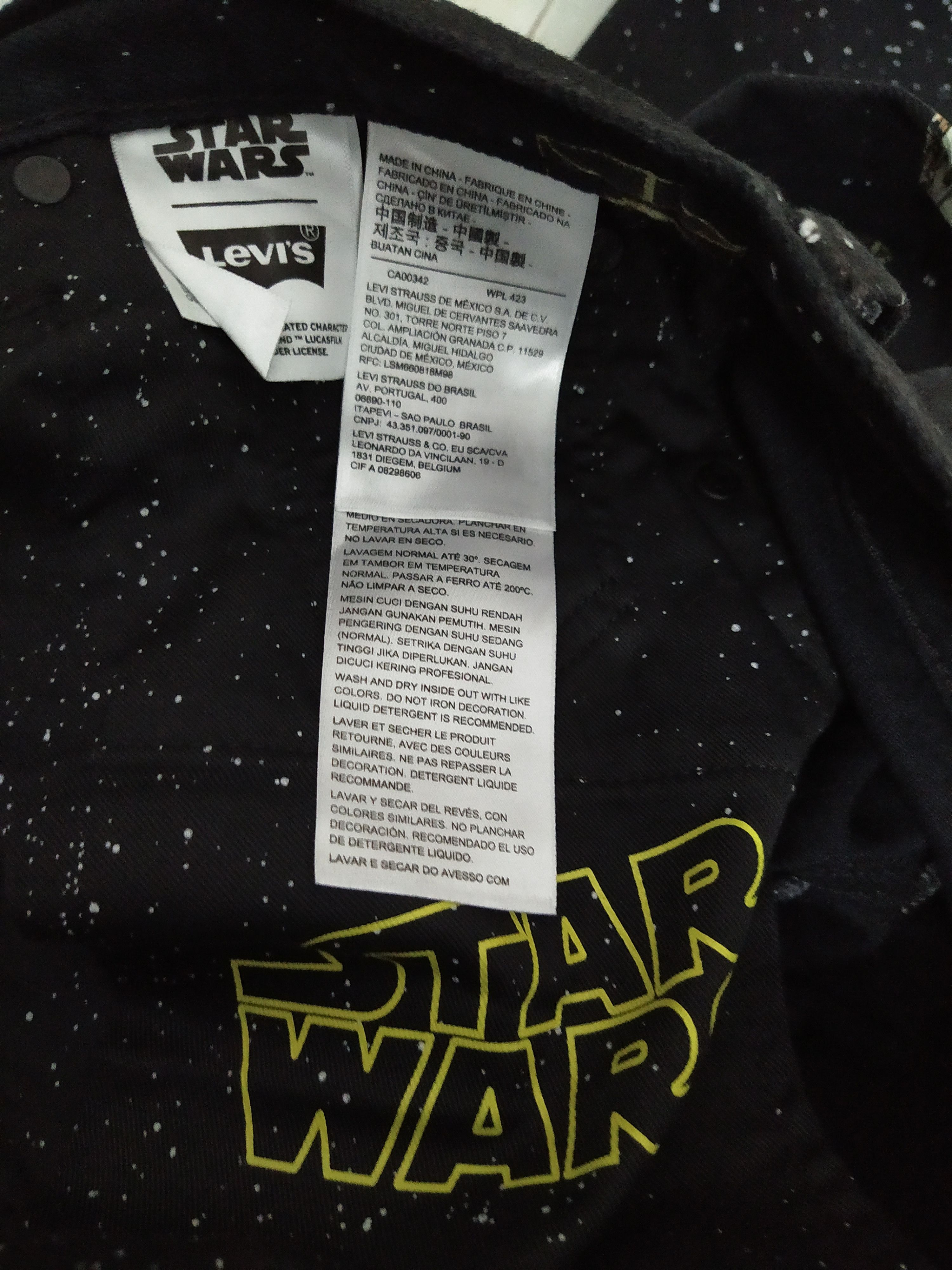 Star Wars LEVIS 501 BIG E STAR WARS ALLOVER PAINT DENIM (Z4) Size US 30 / EU 46 - 10 Thumbnail