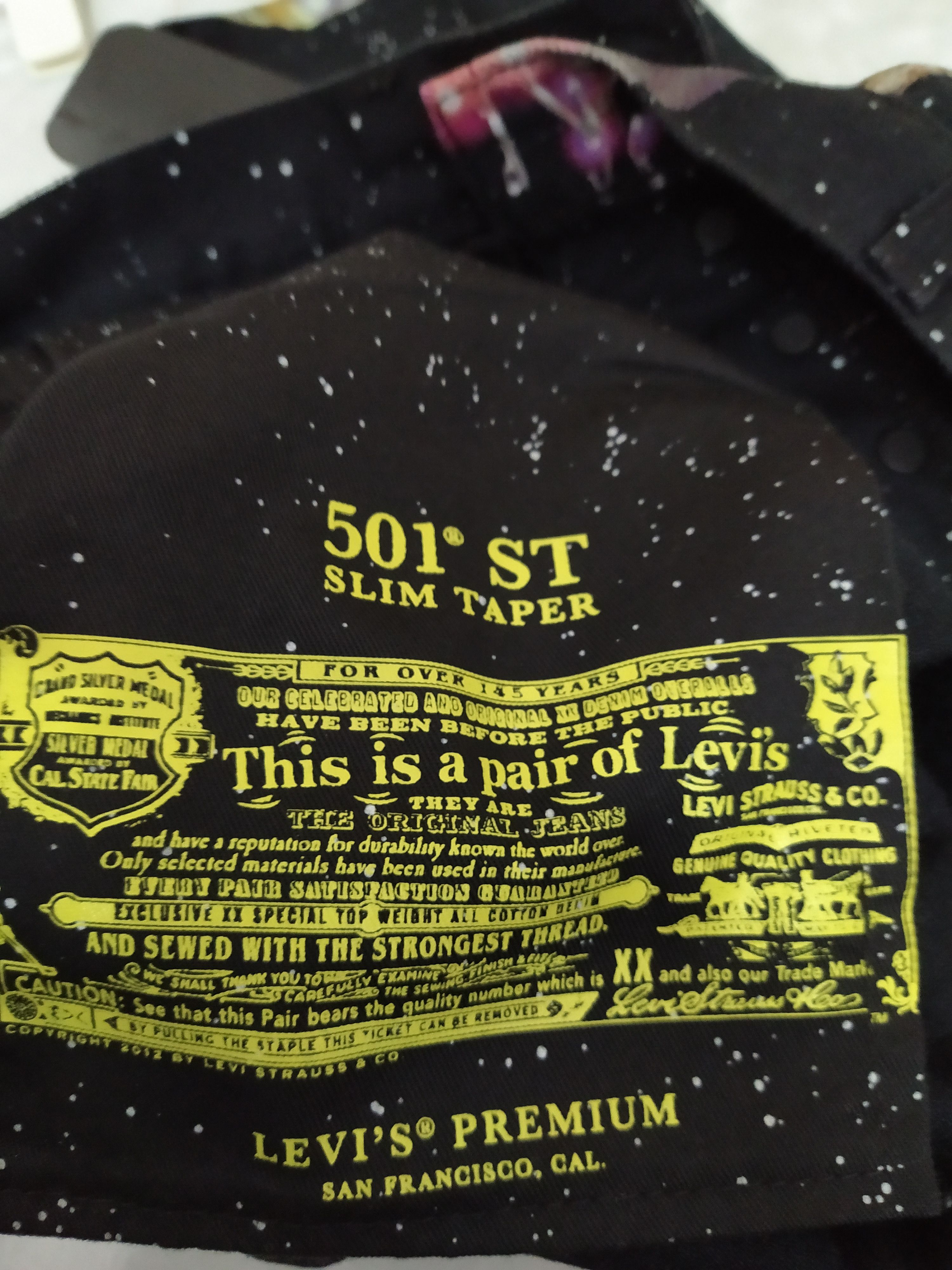 Star Wars LEVIS 501 BIG E STAR WARS ALLOVER PAINT DENIM (Z4) Size US 30 / EU 46 - 12 Thumbnail