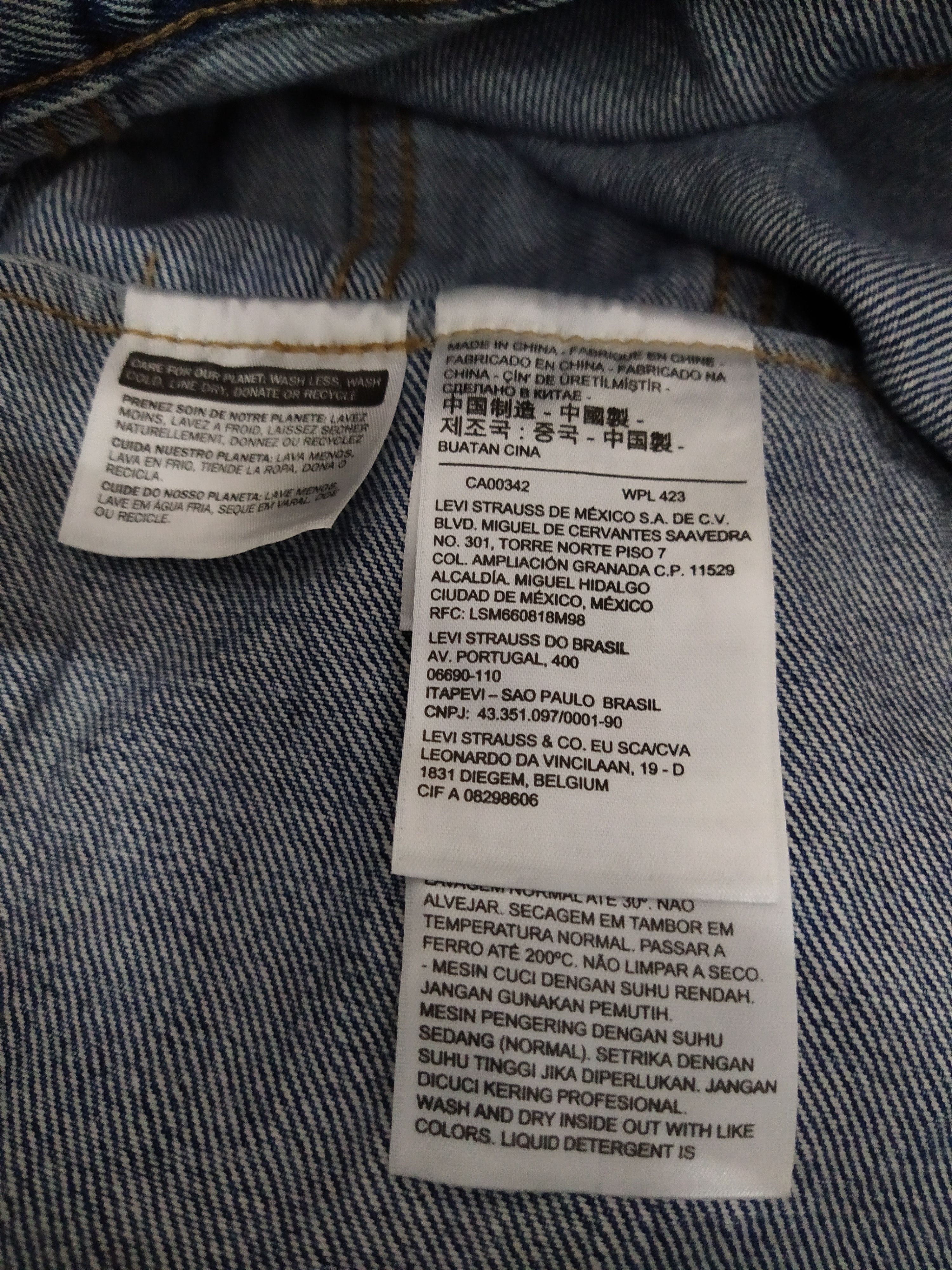 Levi's LEVIS BIG E BATH-TUB ALLOVER PRINT TRUCKER JACKET (Z5) Size US L / EU 52-54 / 3 - 14 Thumbnail