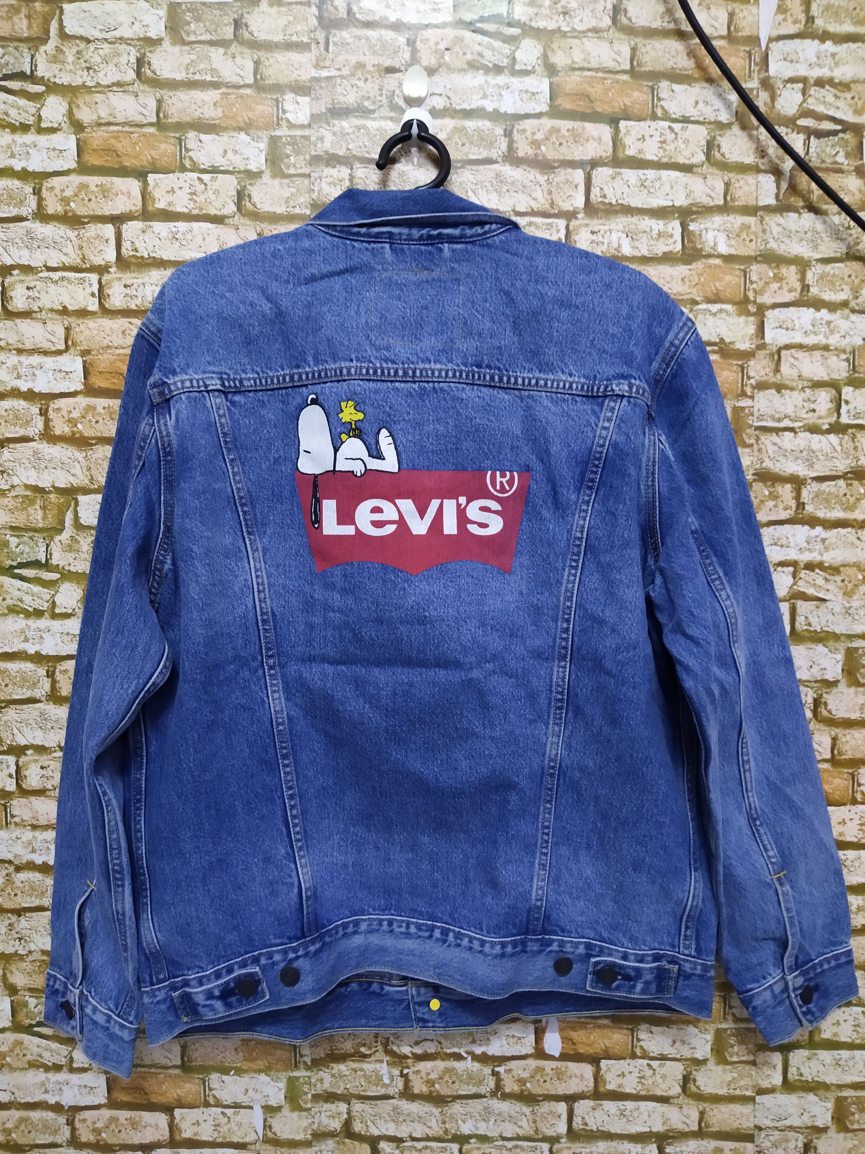 Levi's LEVIS PEANUTS SINGLE R DENIM JACKET BIG LOGO (Z7) Size US XL / EU 56 / 4 - 1 Thumbnail