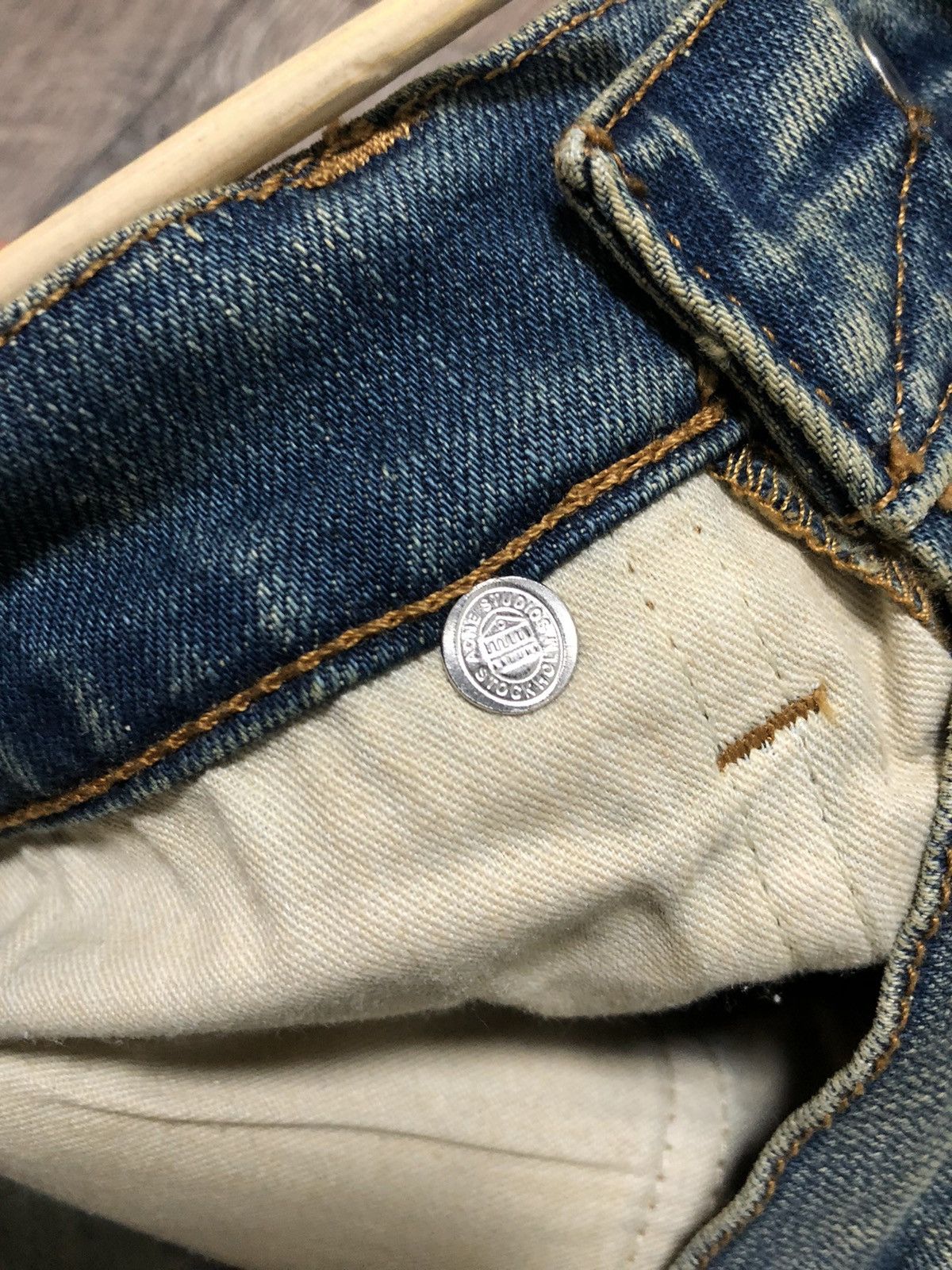 Acne Studios Acne Studios MAX LT PRINCE jeans (31/32) Size US 31 - 7 Thumbnail