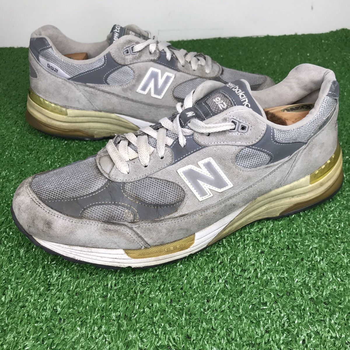 New Balance New Balance 992 Grey White Vintage Sneakers M992GL M992GR Grailed