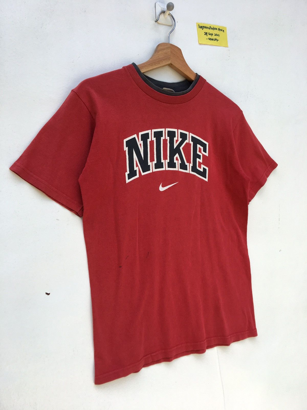 Nike Vintage Nike Big Spellout Swoosh Logo Tshirt Size US S / EU 44-46 / 1 - 3 Thumbnail